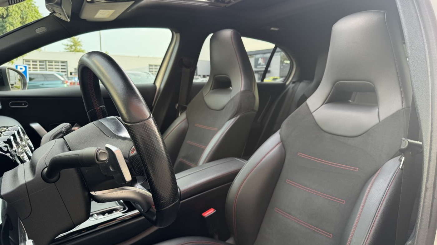 Foto van Mercedes-Benz A 250