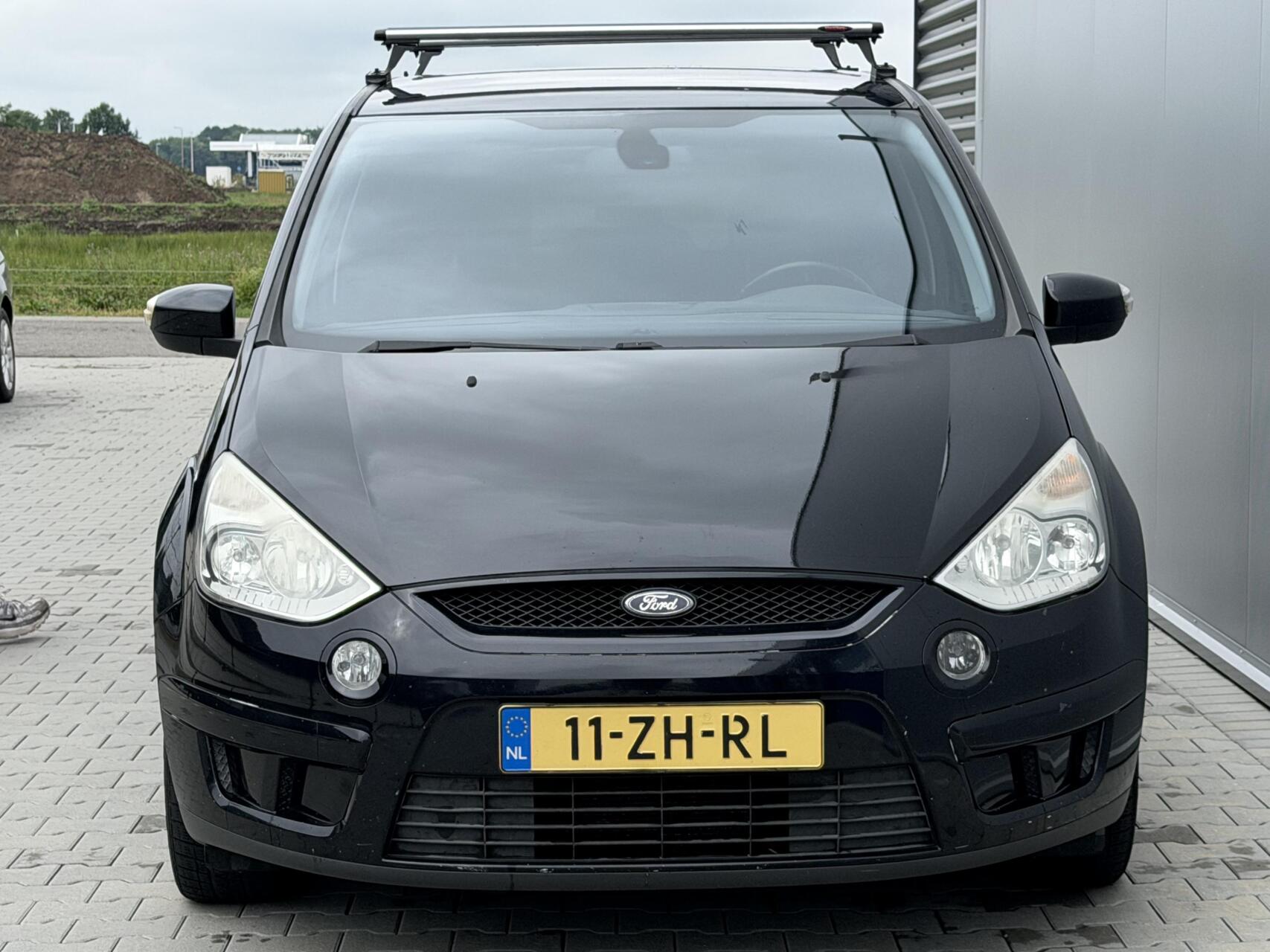 Foto van Ford S-max