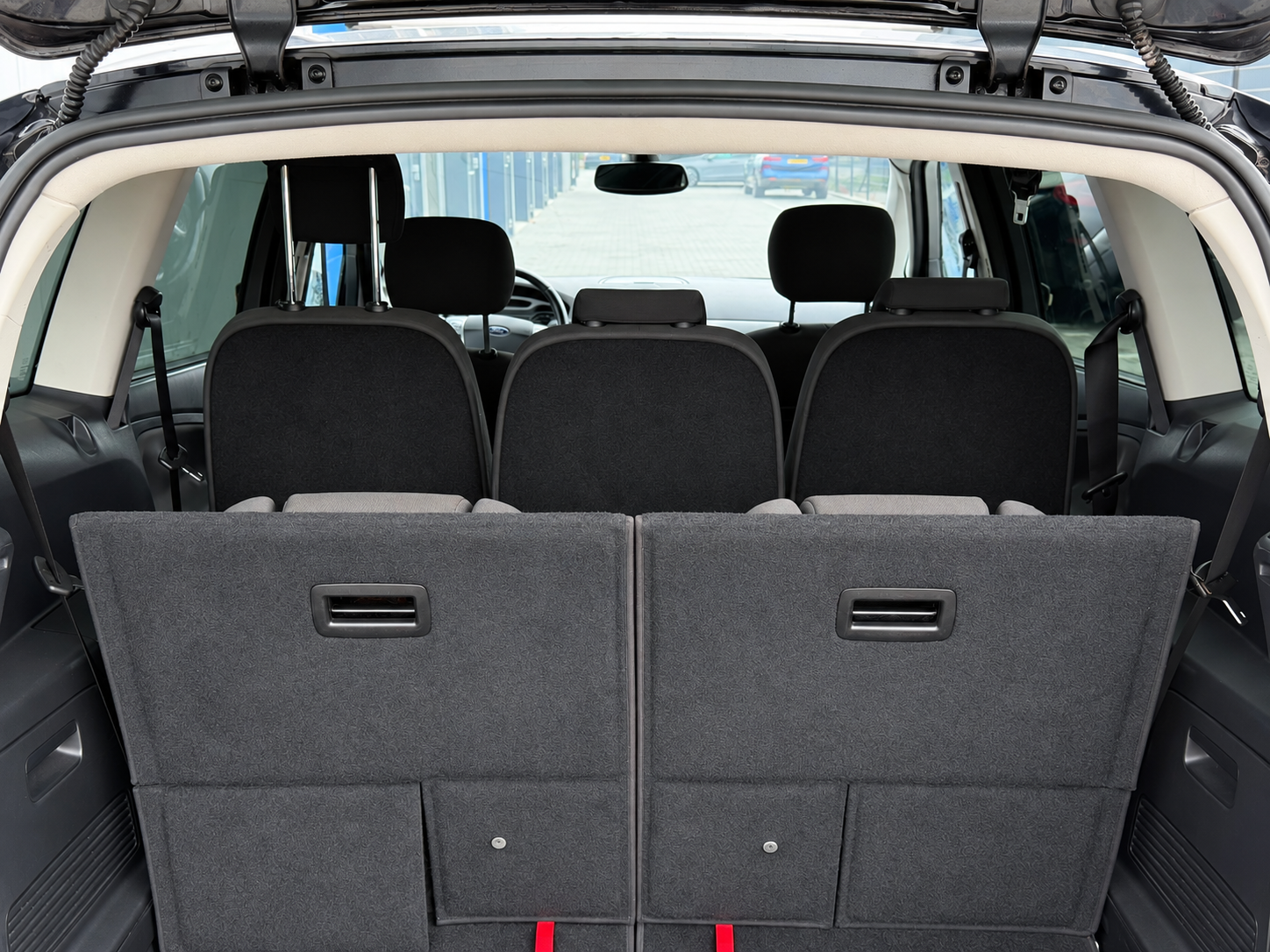 Foto van Ford S-max