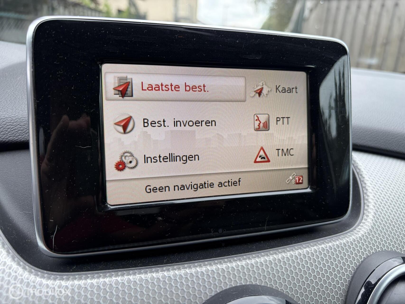 Foto van Mercedes-Benz B 180