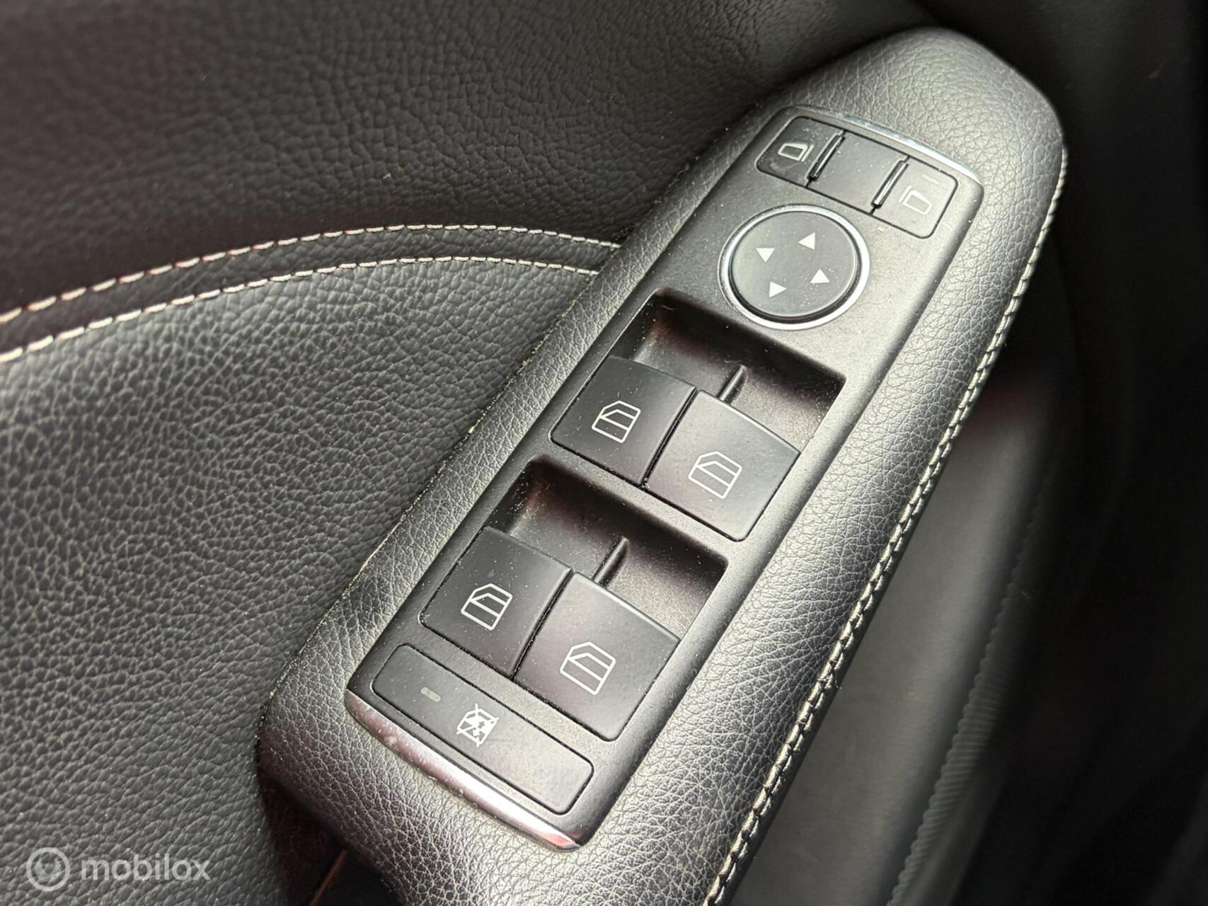 Foto van Mercedes-Benz B 180
