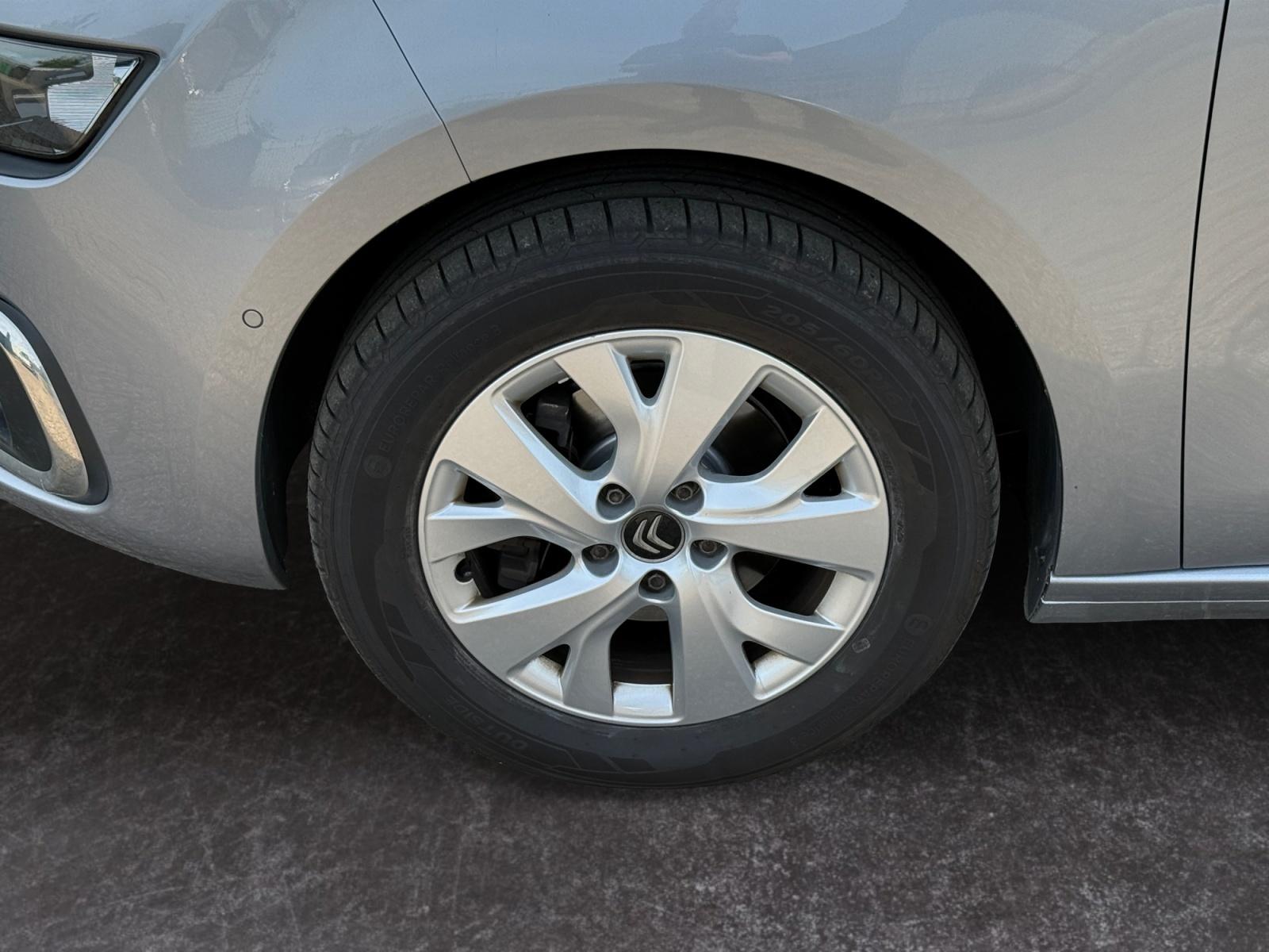 Foto van Citroen C4 Spacetourer