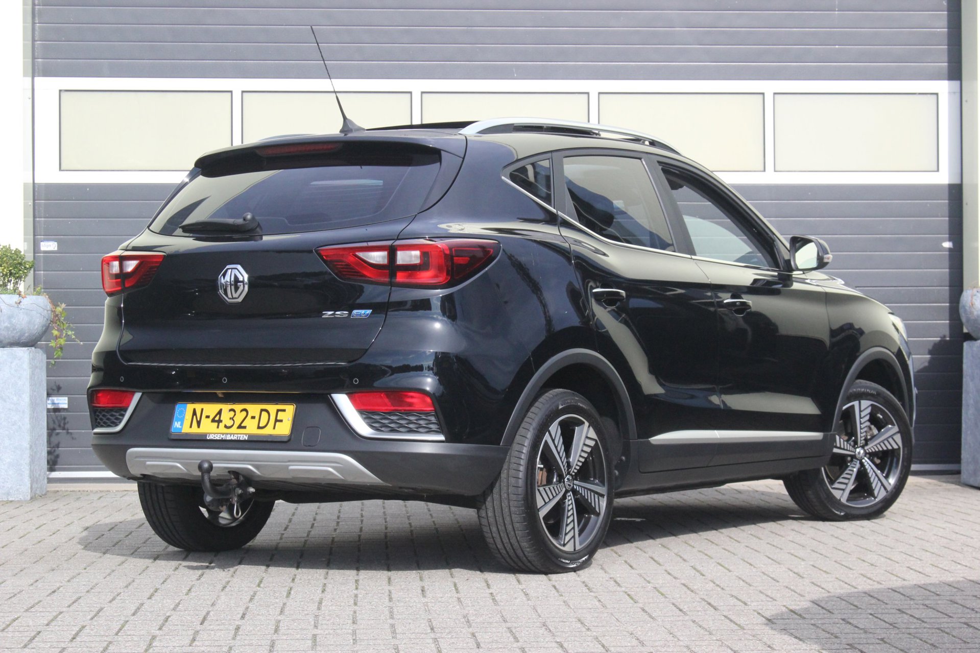 Foto van MG MG ZS Ev