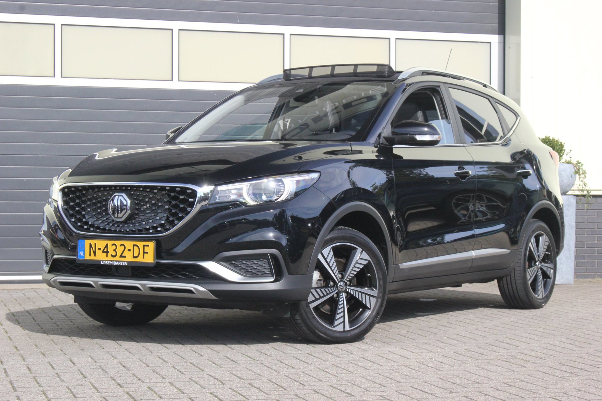 Foto van MG MG ZS Ev