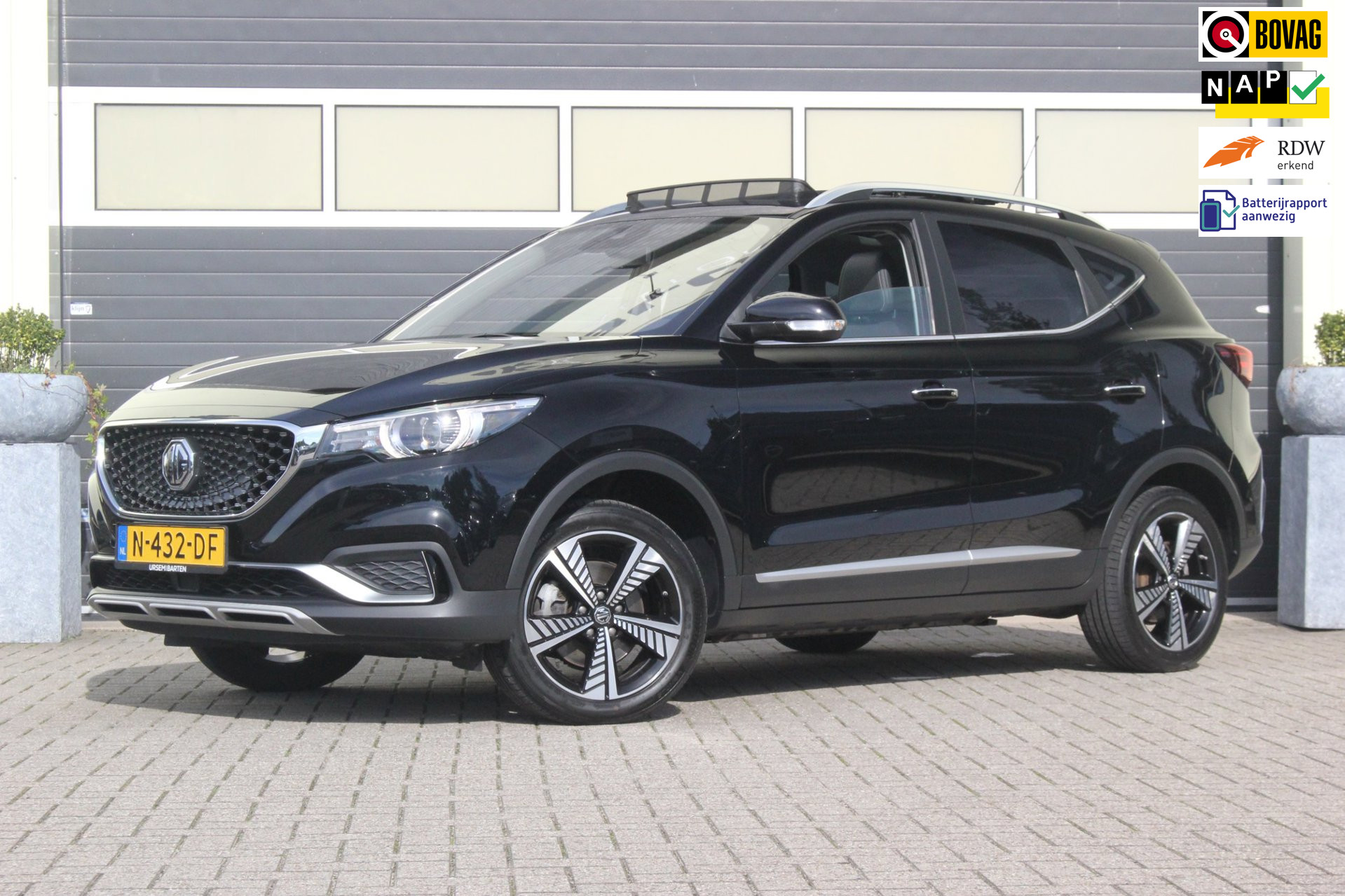 MG MG ZS Ev EV Luxury 45 kWh Schuifdak Trekhaak Leer 2021 - voorkant