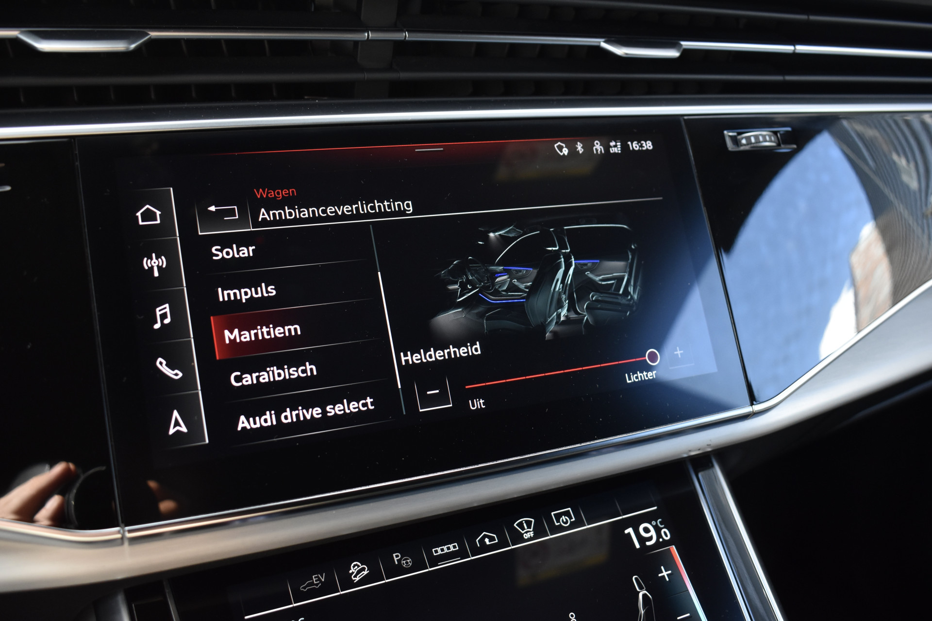 Foto van Audi Q8 55 TFSI E