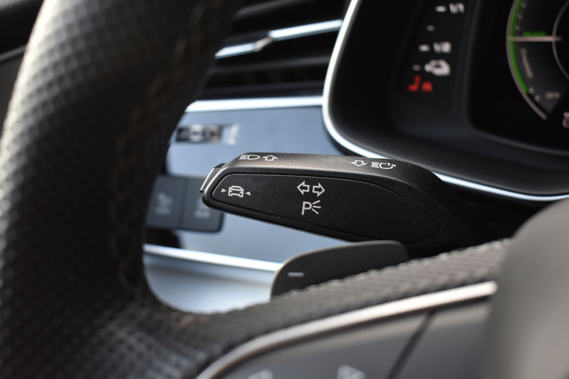 Foto van Audi Q8 55 TFSI E