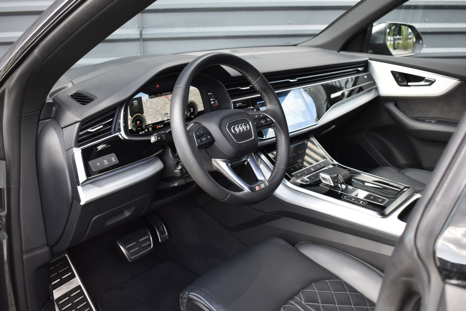 Foto van Audi Q8 55 TFSI E