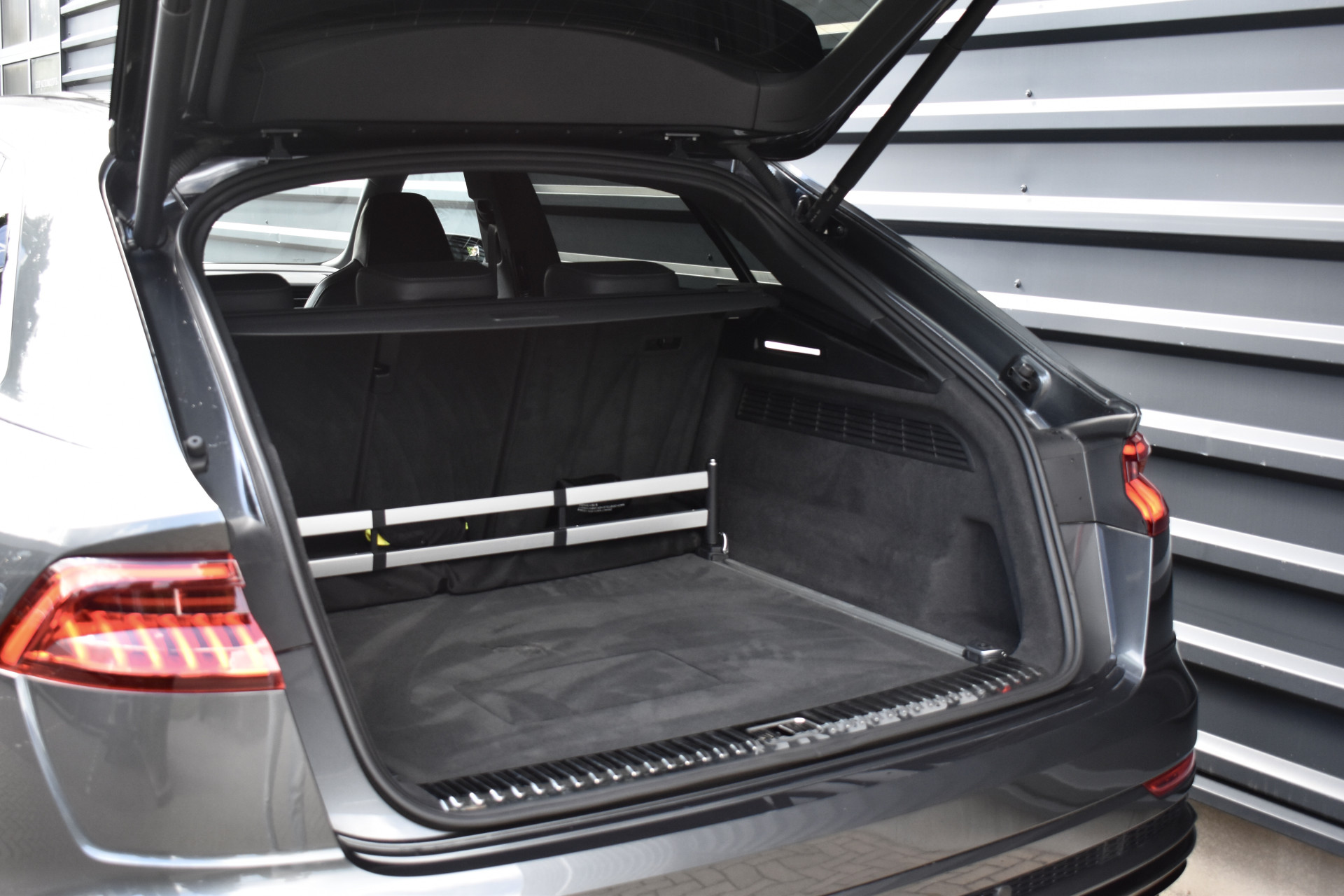 Foto van Audi Q8 55 TFSI E