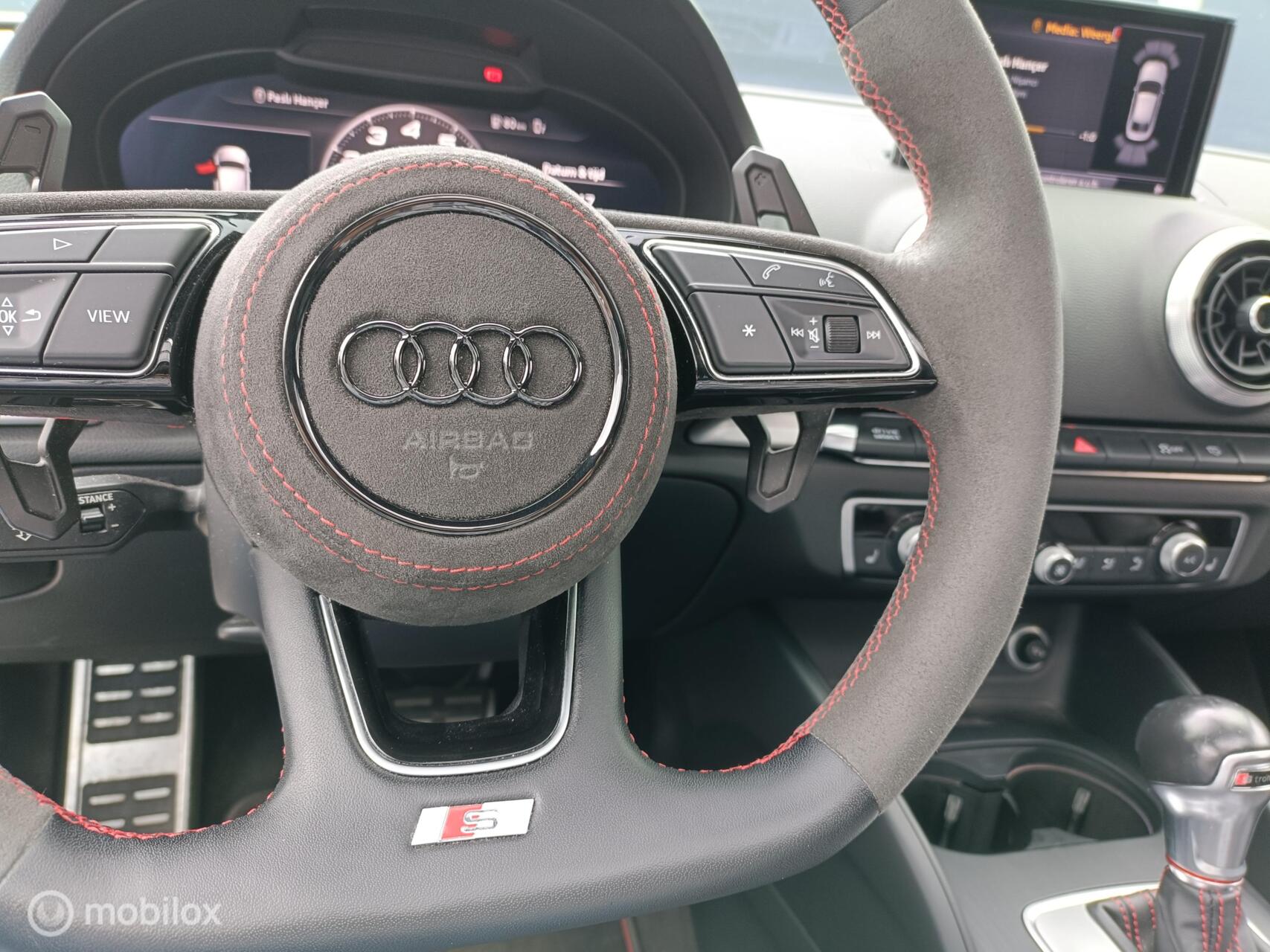 Foto van Audi S3 Limousine