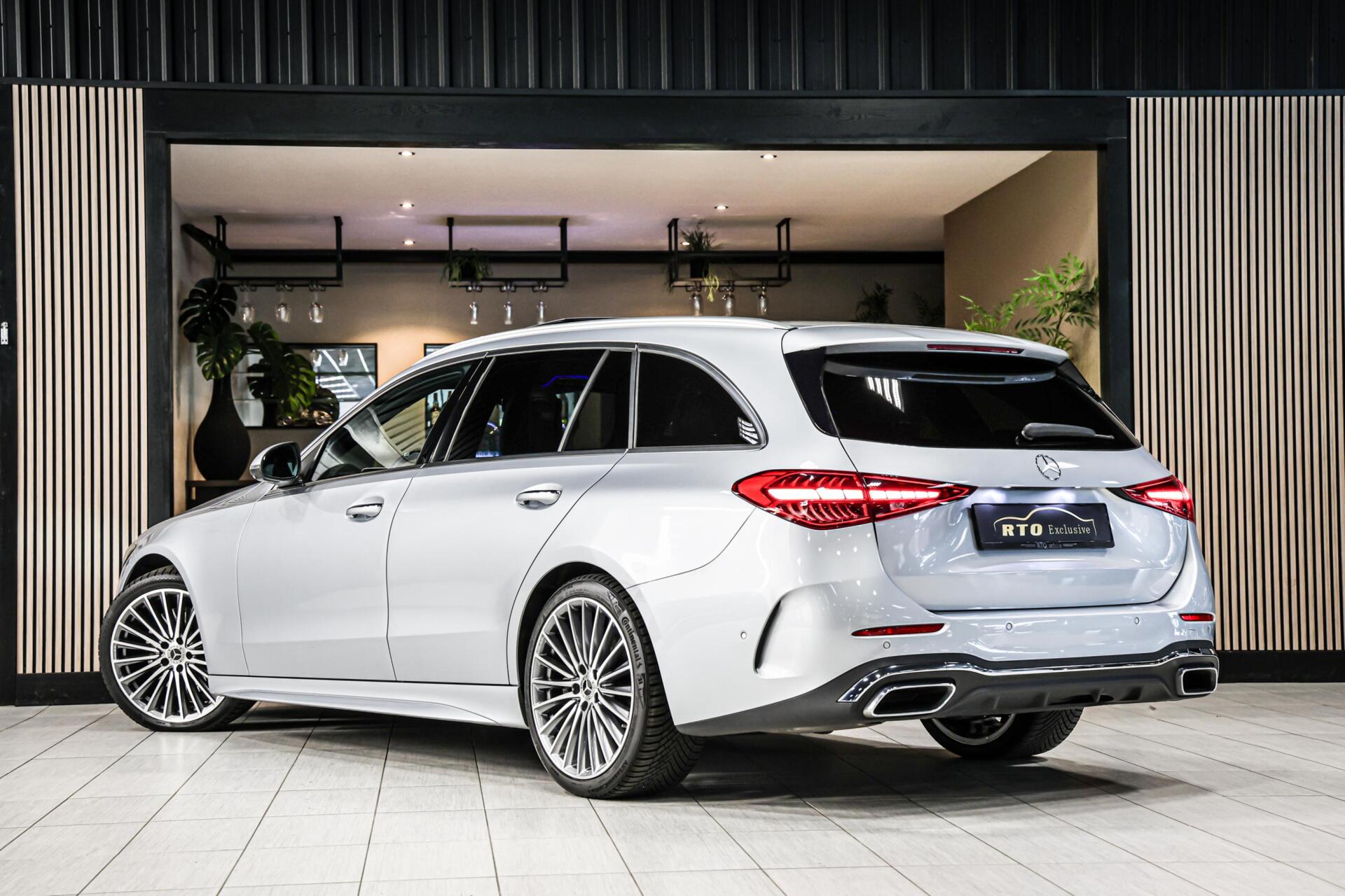 Foto van Mercedes-Benz C 200