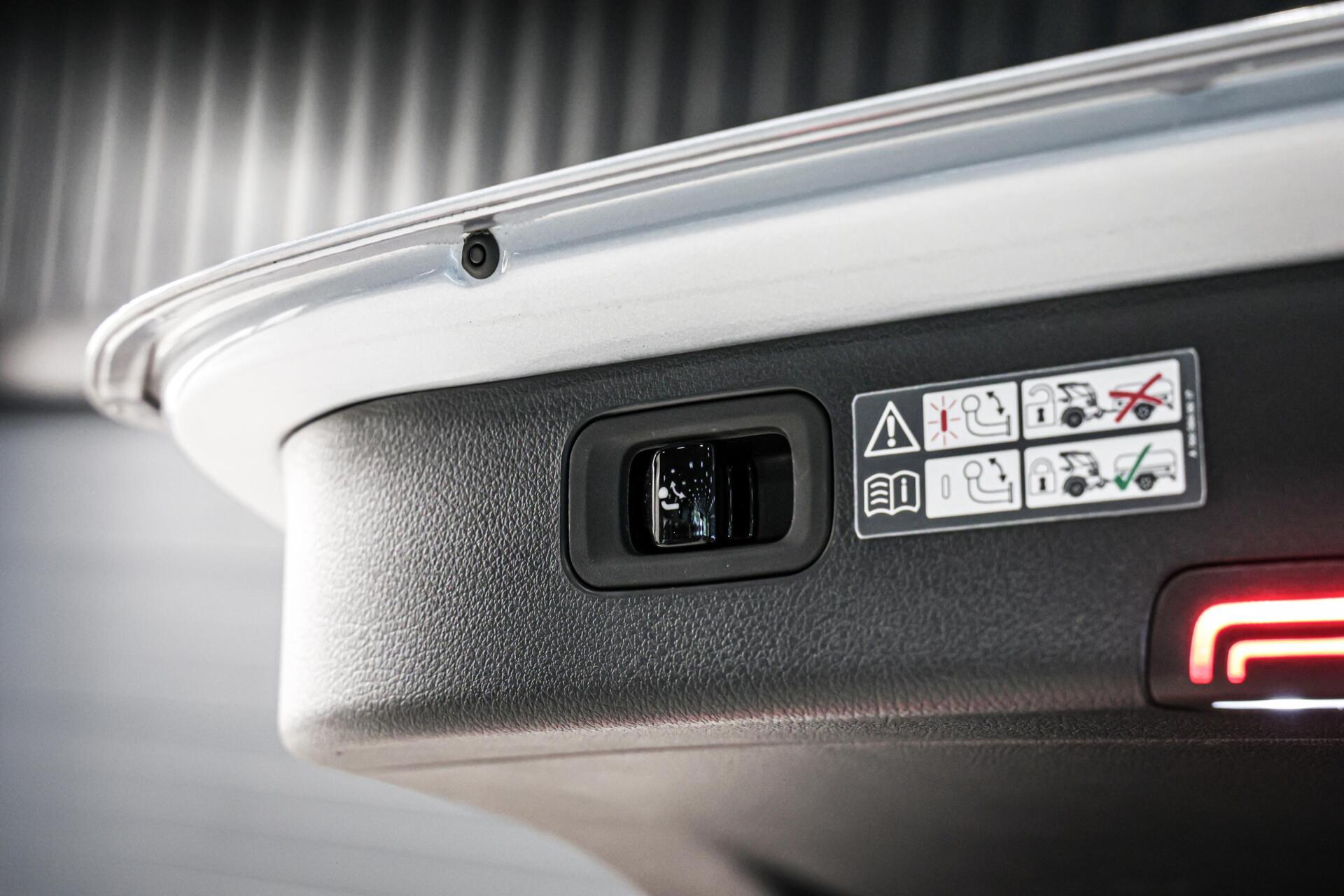 Foto van Mercedes-Benz C 200