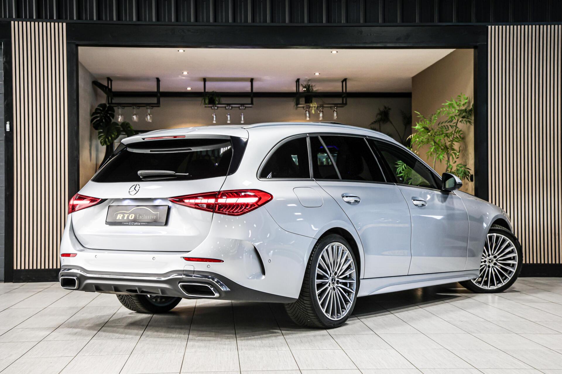Foto van Mercedes-Benz C 200