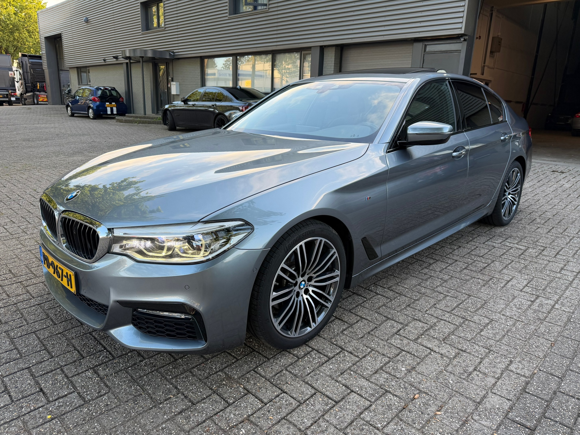 BMW 520d 520d High Executive 2017 - voorkant