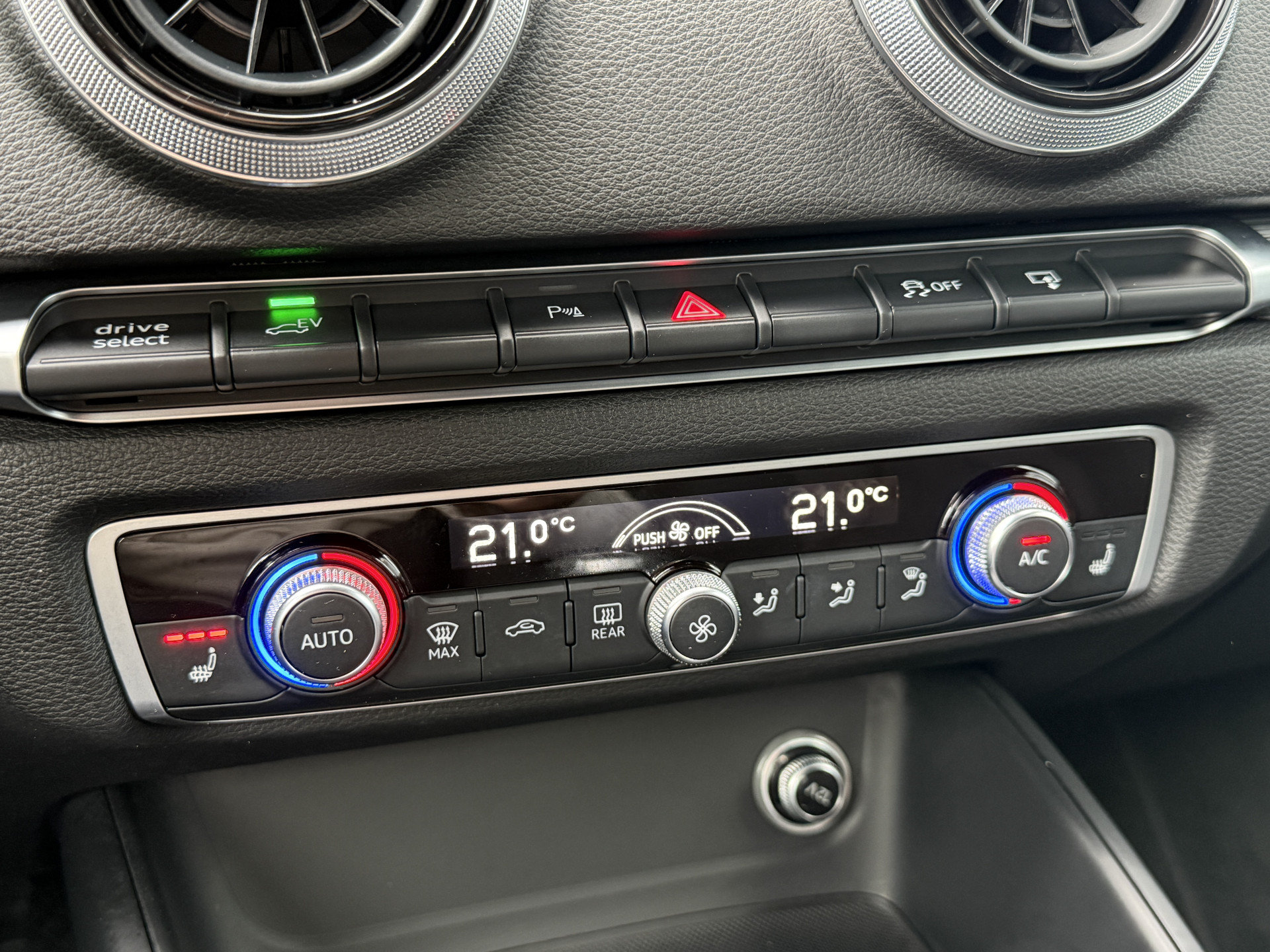 Foto van Audi A3 Sportback E-tron