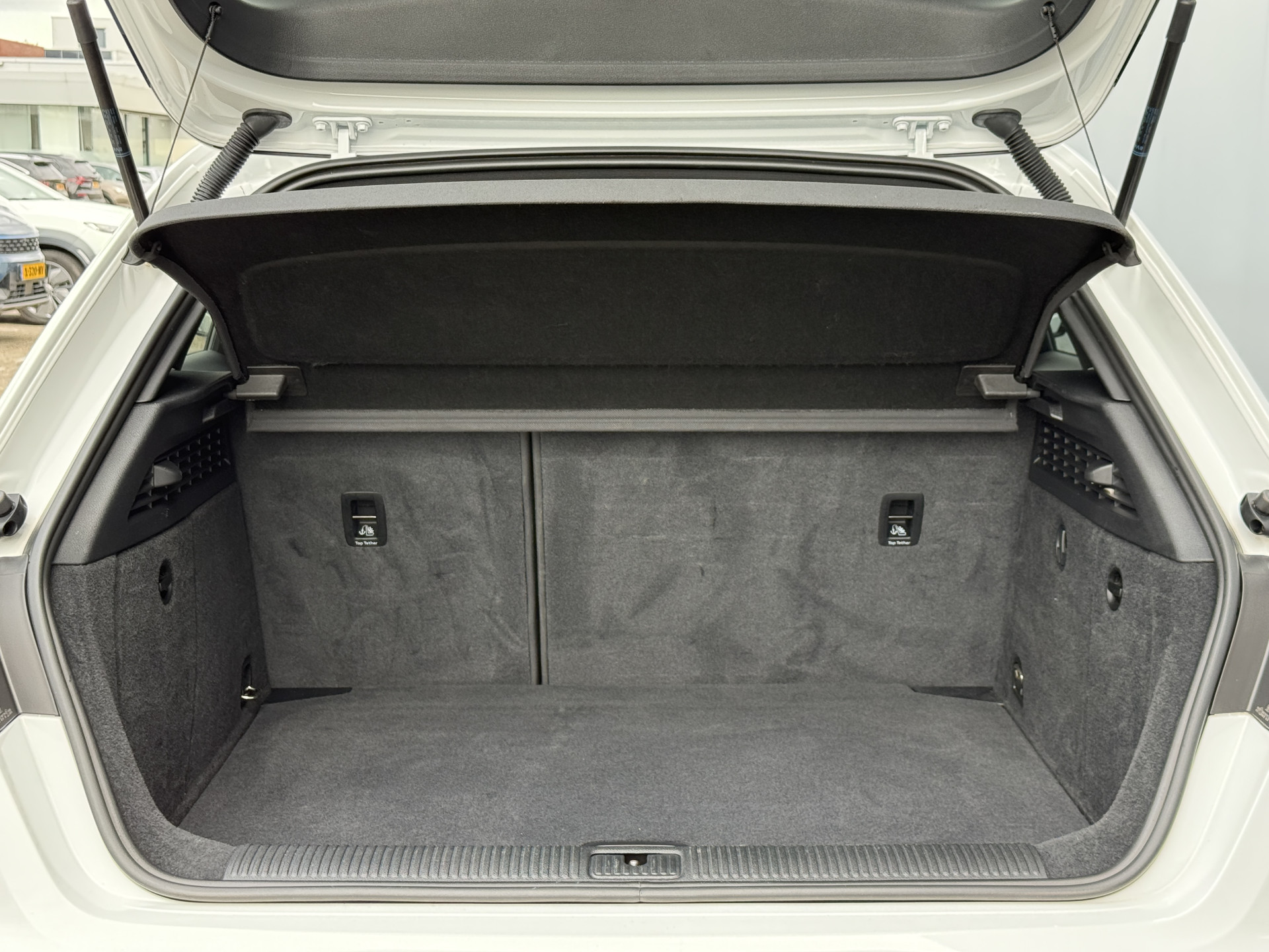 Foto van Audi A3 Sportback E-tron