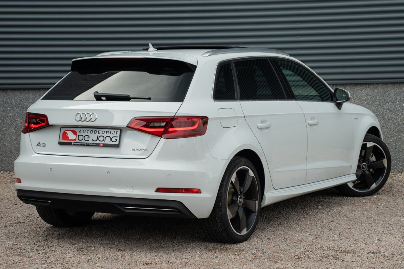 Foto van Audi A3 Sportback E-tron