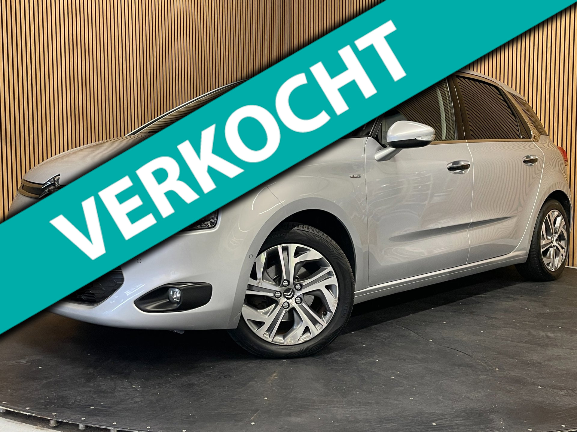 Citroen C4 Picasso 1.6 BlueHDi|AUTOMAAT|TREKHAAK|STOELMASSAGE|DIGITAL COCKPIT|CAMERA|CRUISE + CLIMATE CONTROL|PARKASSIST|PDC V + A 2015 - voorkant