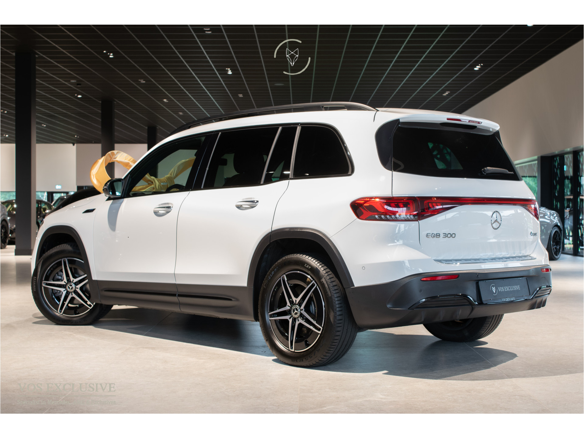 Foto van Mercedes-Benz Eqb 300 4Matic