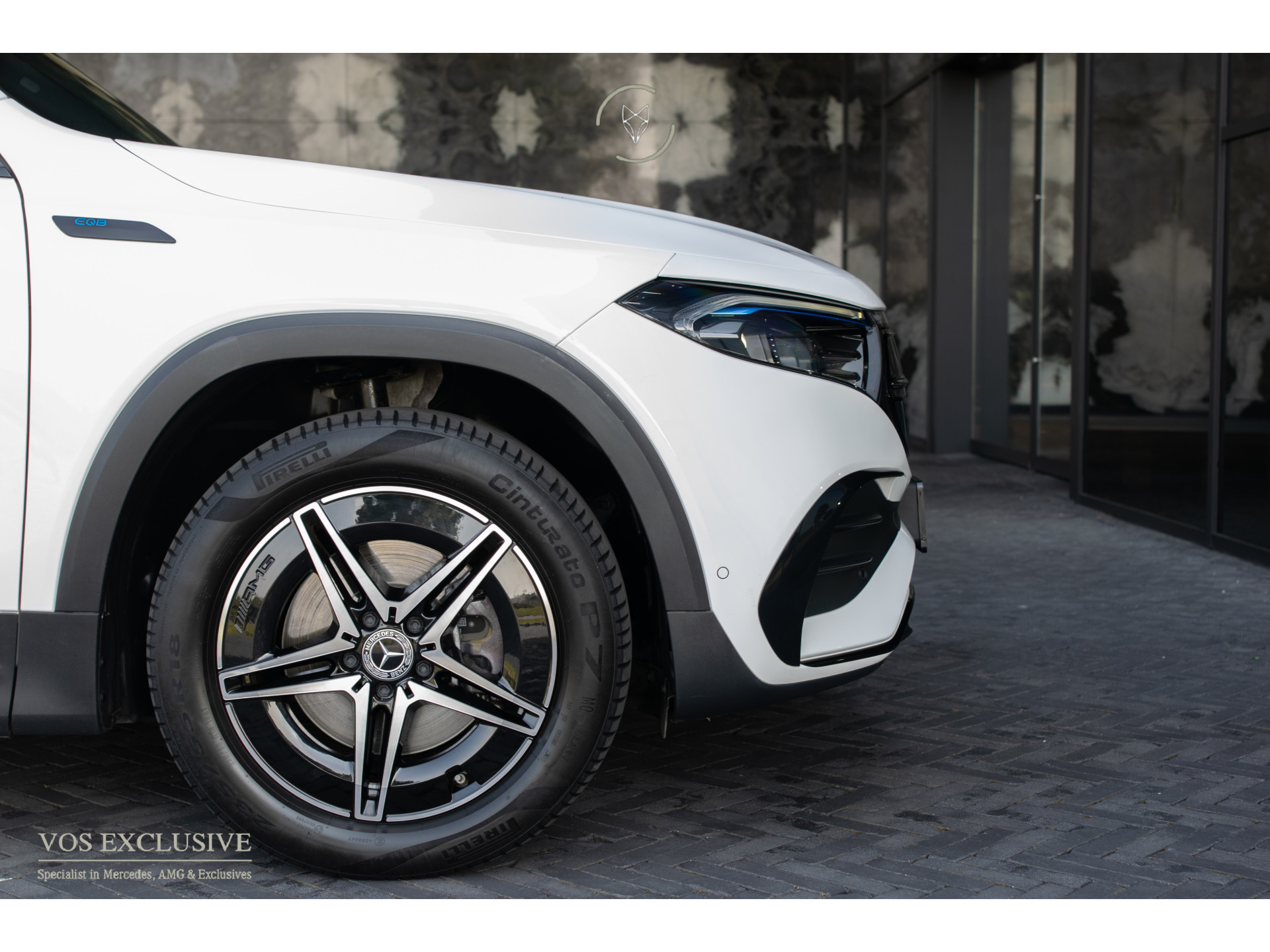 Foto van Mercedes-Benz Eqb 300 4Matic