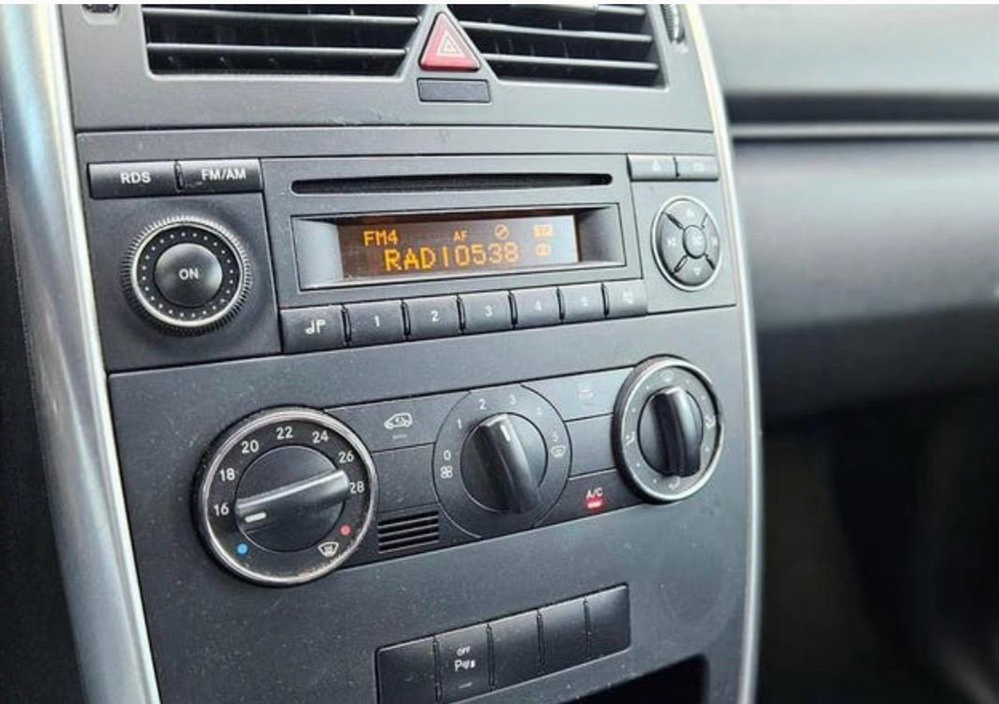 Foto van Mercedes-Benz A 150