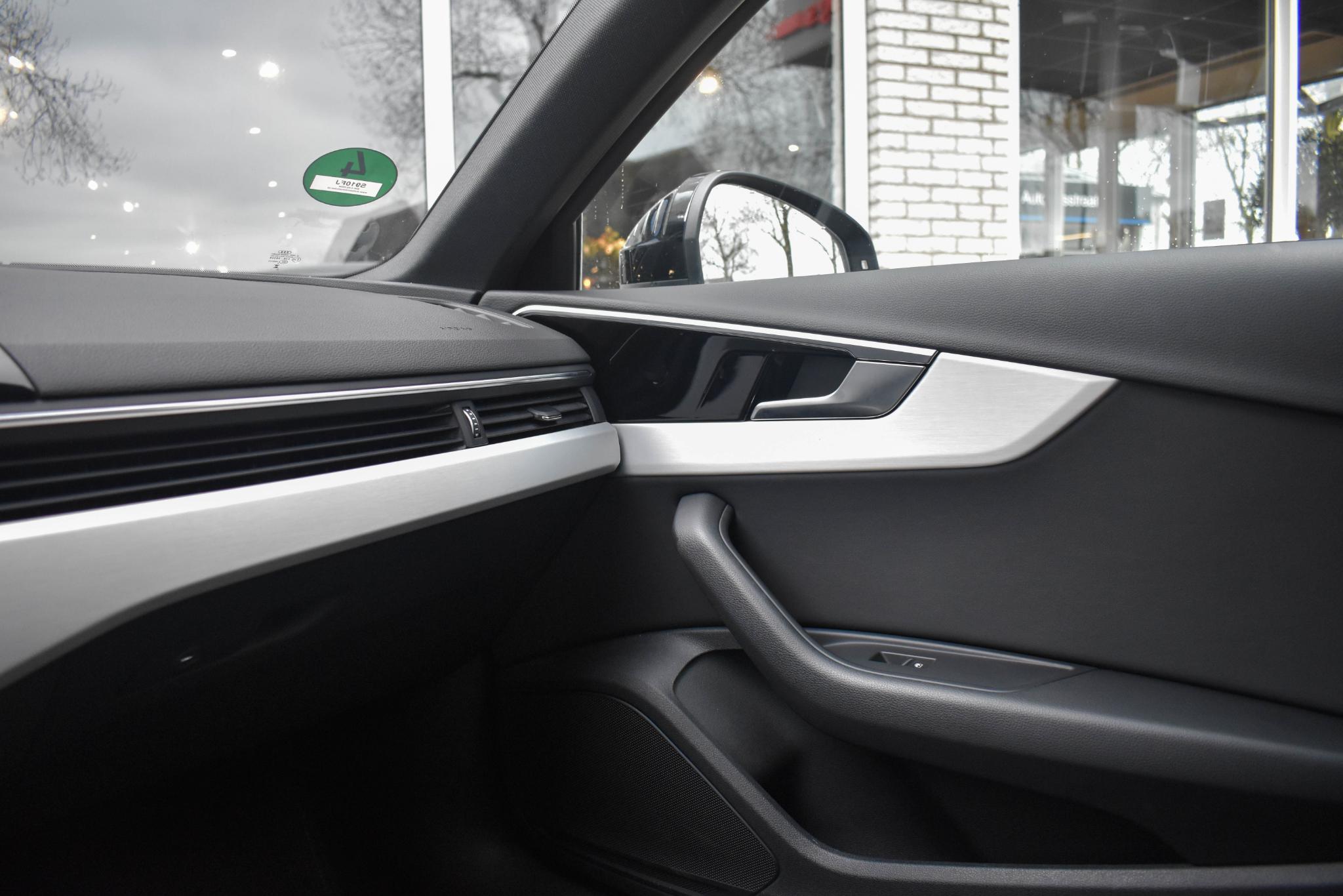Foto van Audi A4 Limousine