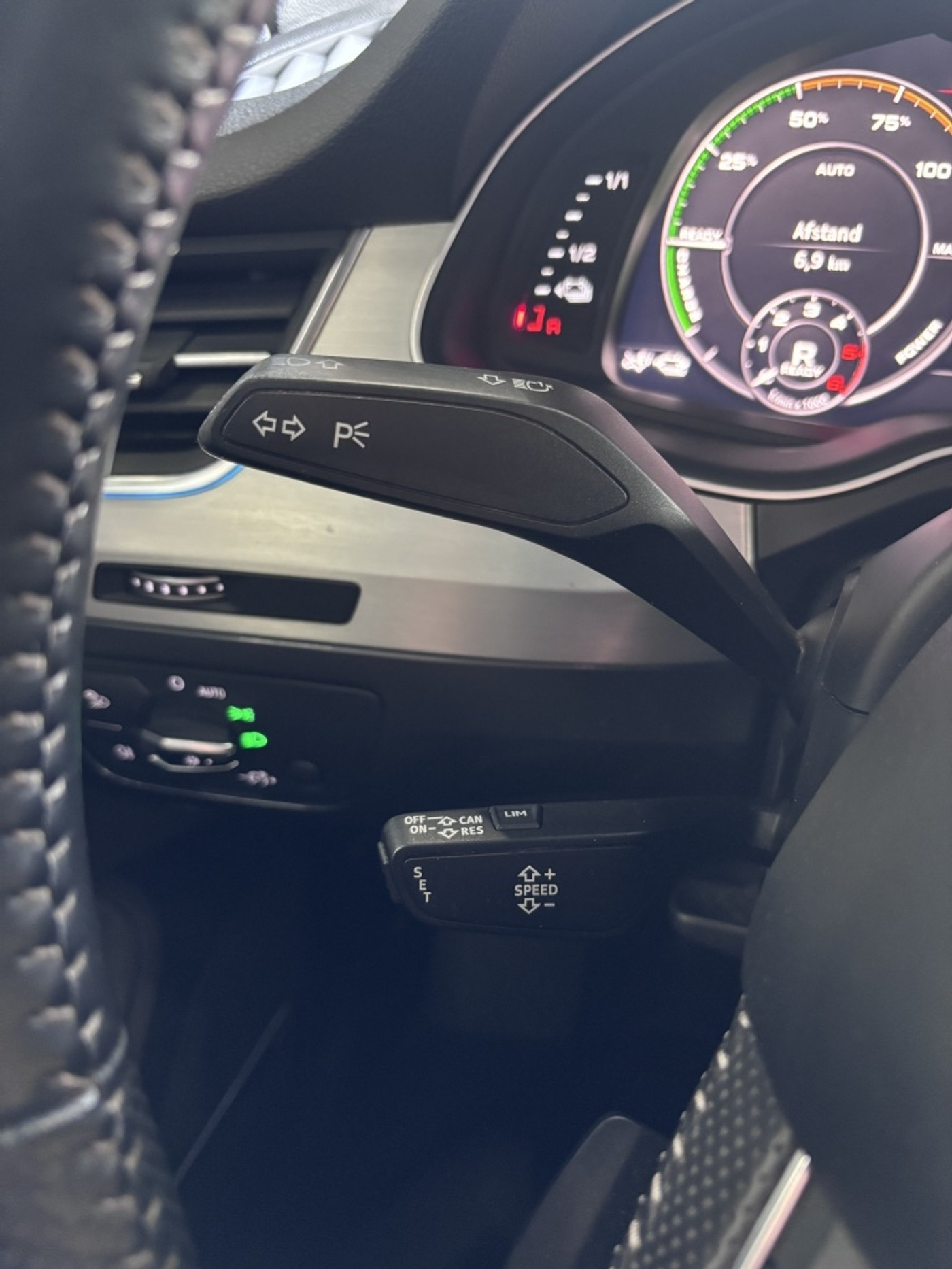 Foto van Audi Q7 E-tron