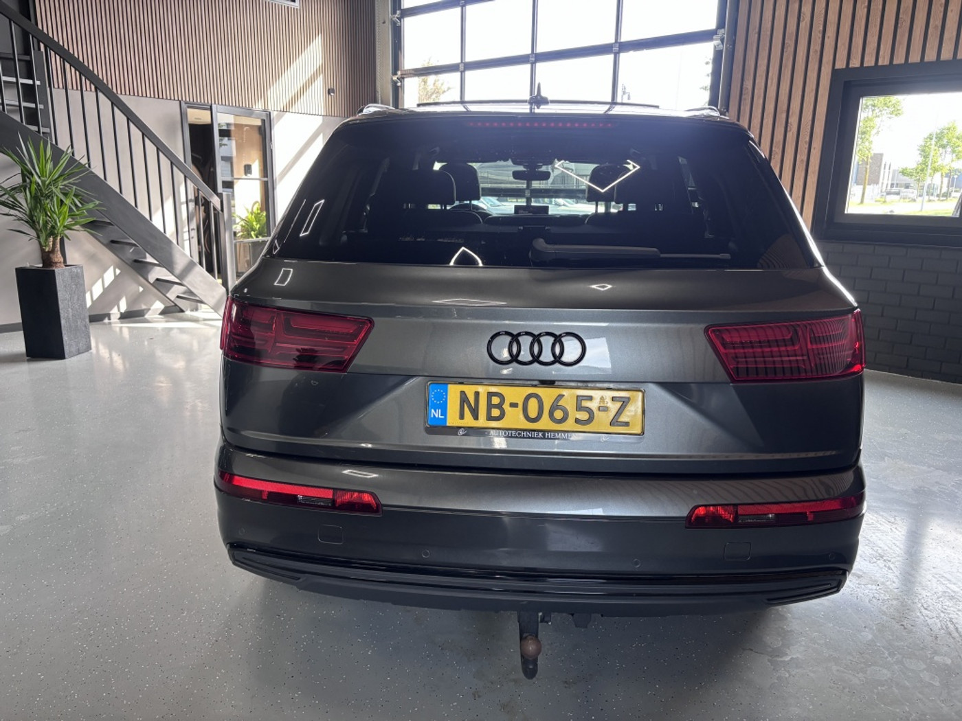 Foto van Audi Q7 E-tron