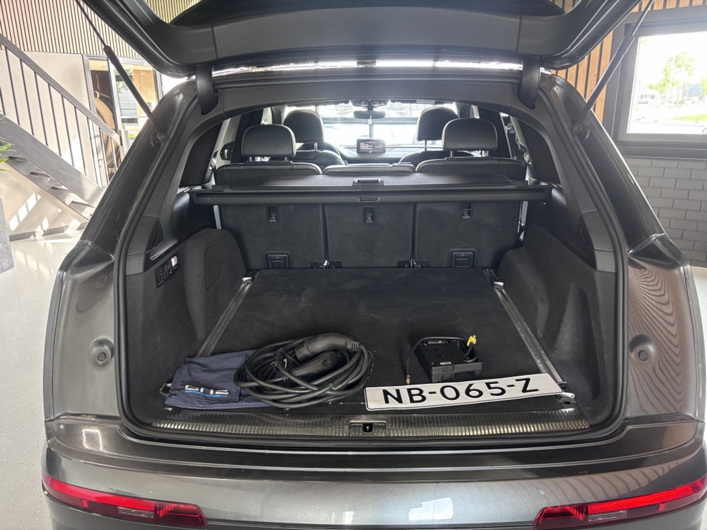 Foto van Audi Q7 E-tron