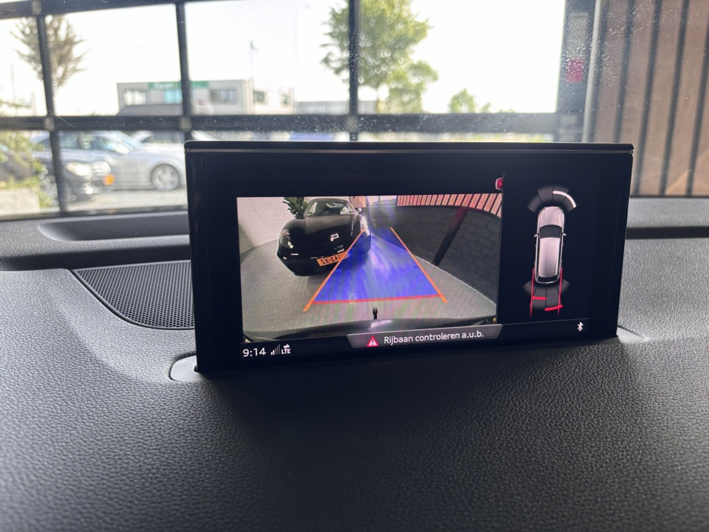 Foto van Audi Q7 E-tron