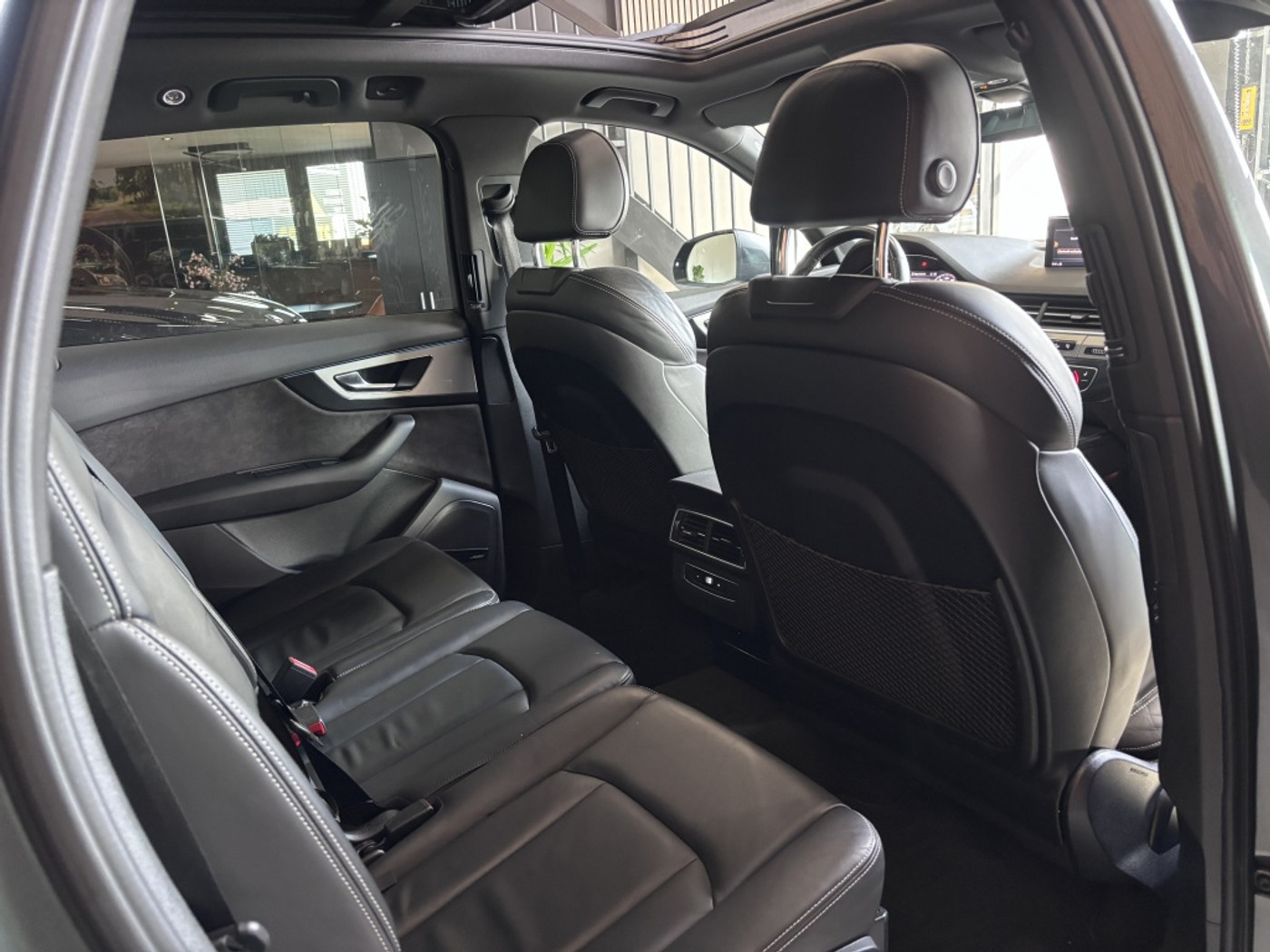 Foto van Audi Q7 E-tron