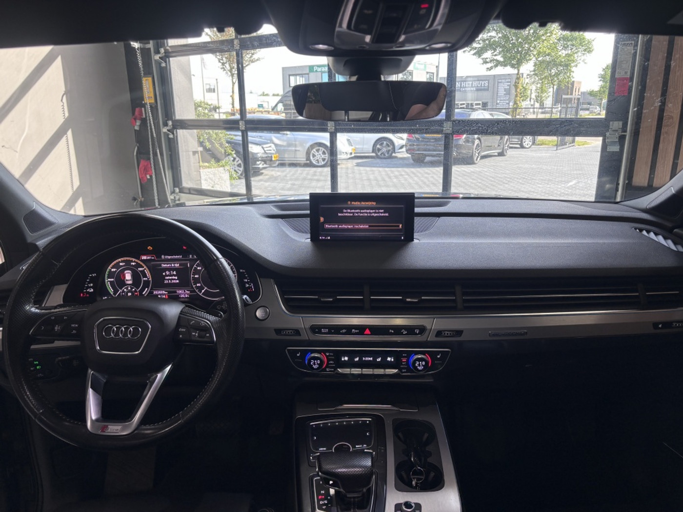 Foto van Audi Q7 E-tron