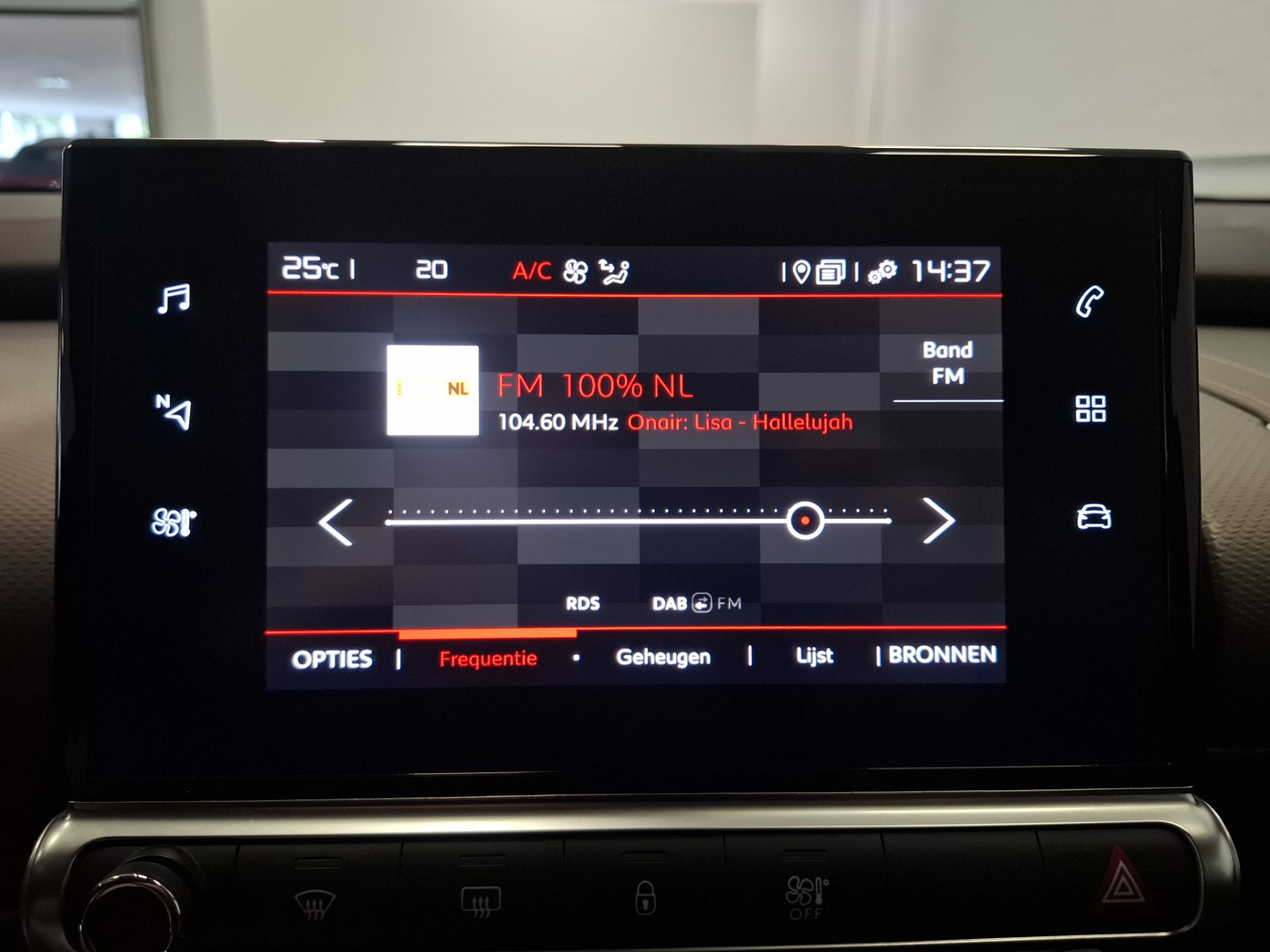 Foto van Citroen C4 Cactus