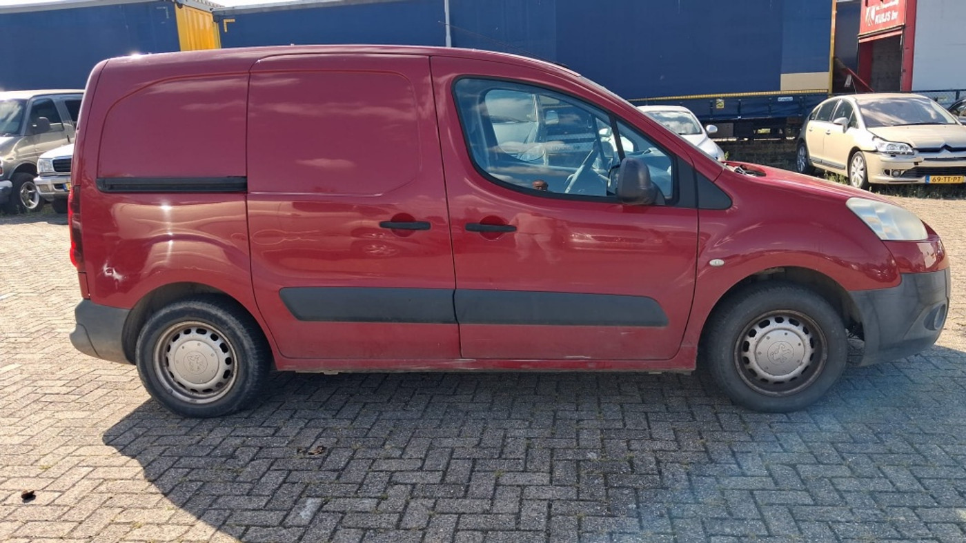 Foto van Peugeot Partner