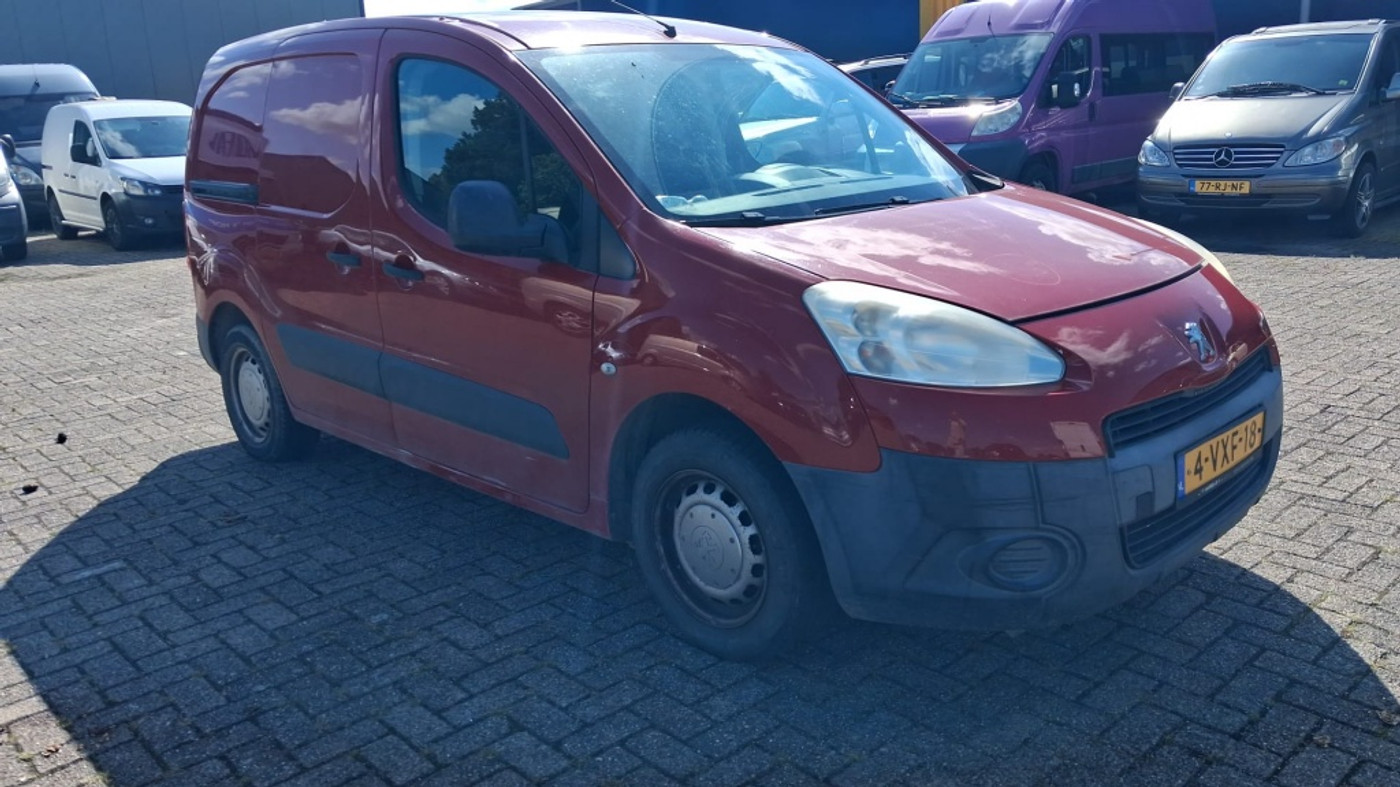 Foto van Peugeot Partner