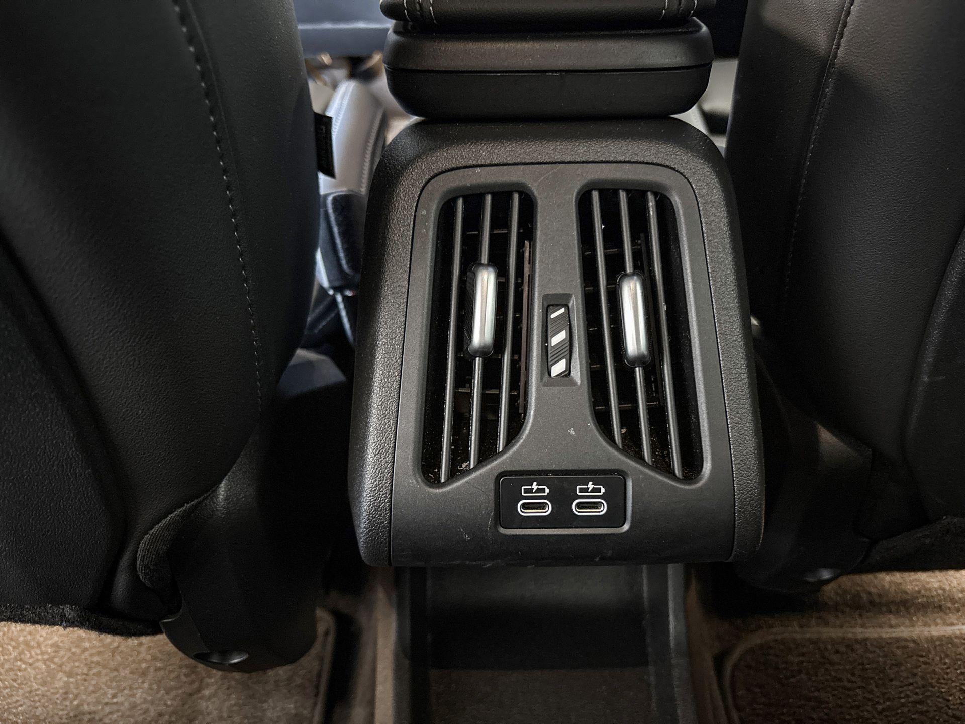 Foto van BMW Ix1 Edrive20