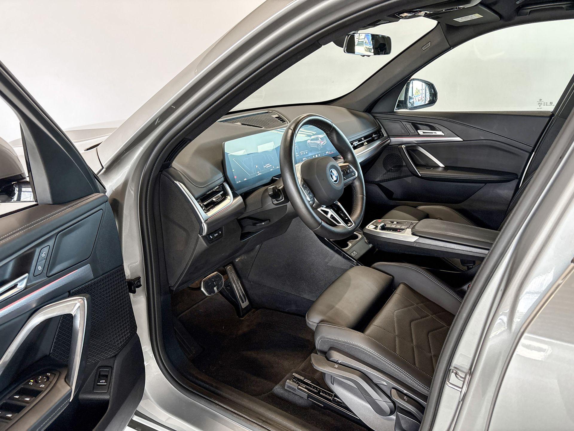 Foto van BMW Ix1 Edrive20