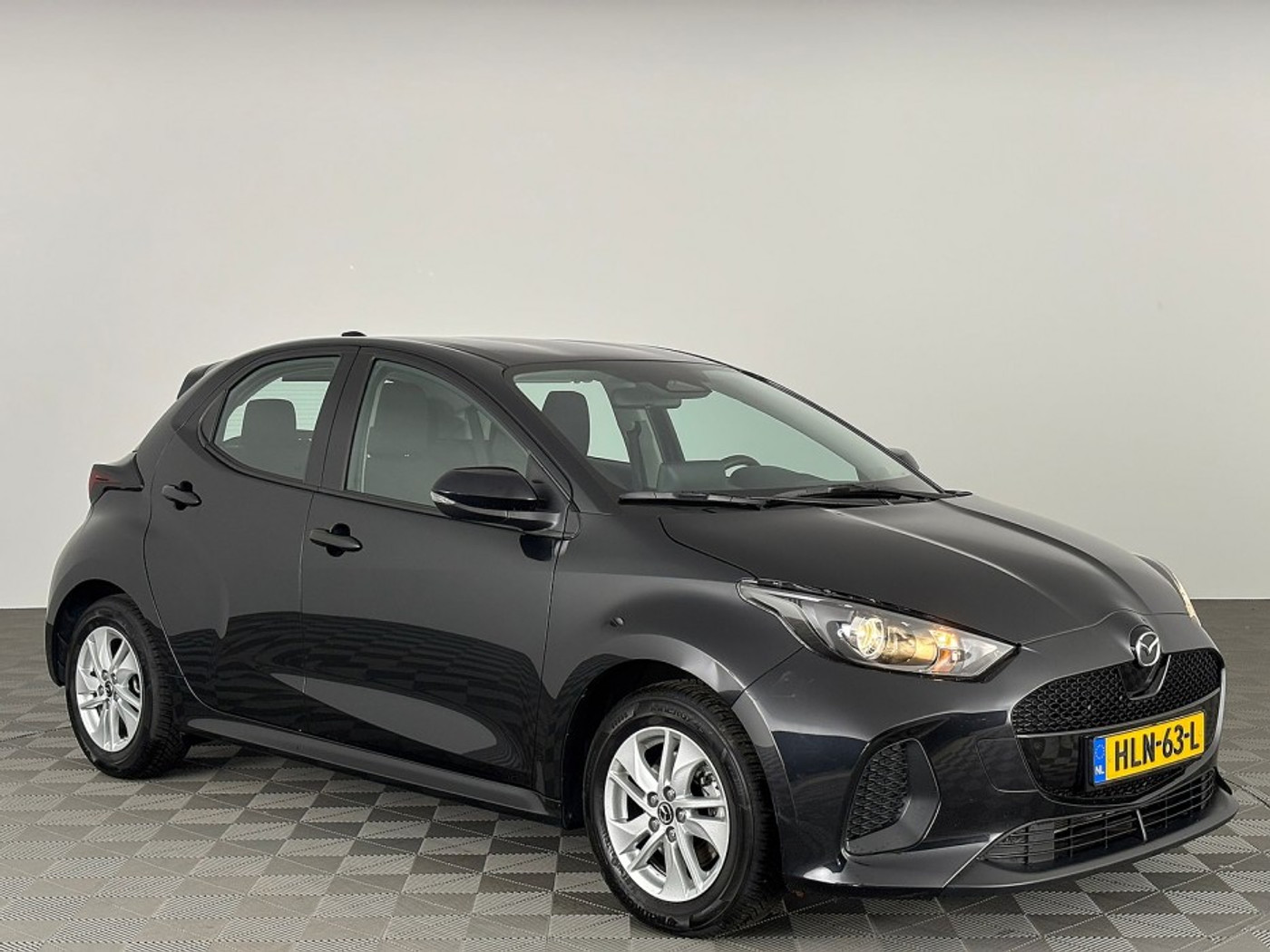 Mazda Mazda2 Hybrid 1.5 Centre-line Automaat ✅ 1e Eigenaar 2025 - voorkant