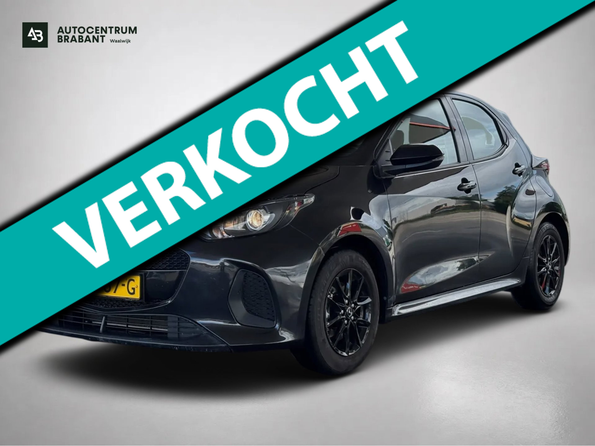 Mazda Mazda2 Hybrid 1.5 Centre-line (NL-auto, Fabrieksgarantie, Navi, Carplay, StoelV, Camera, Addapt Cruise, Lane Assist, Etc) 2025 - voorkant