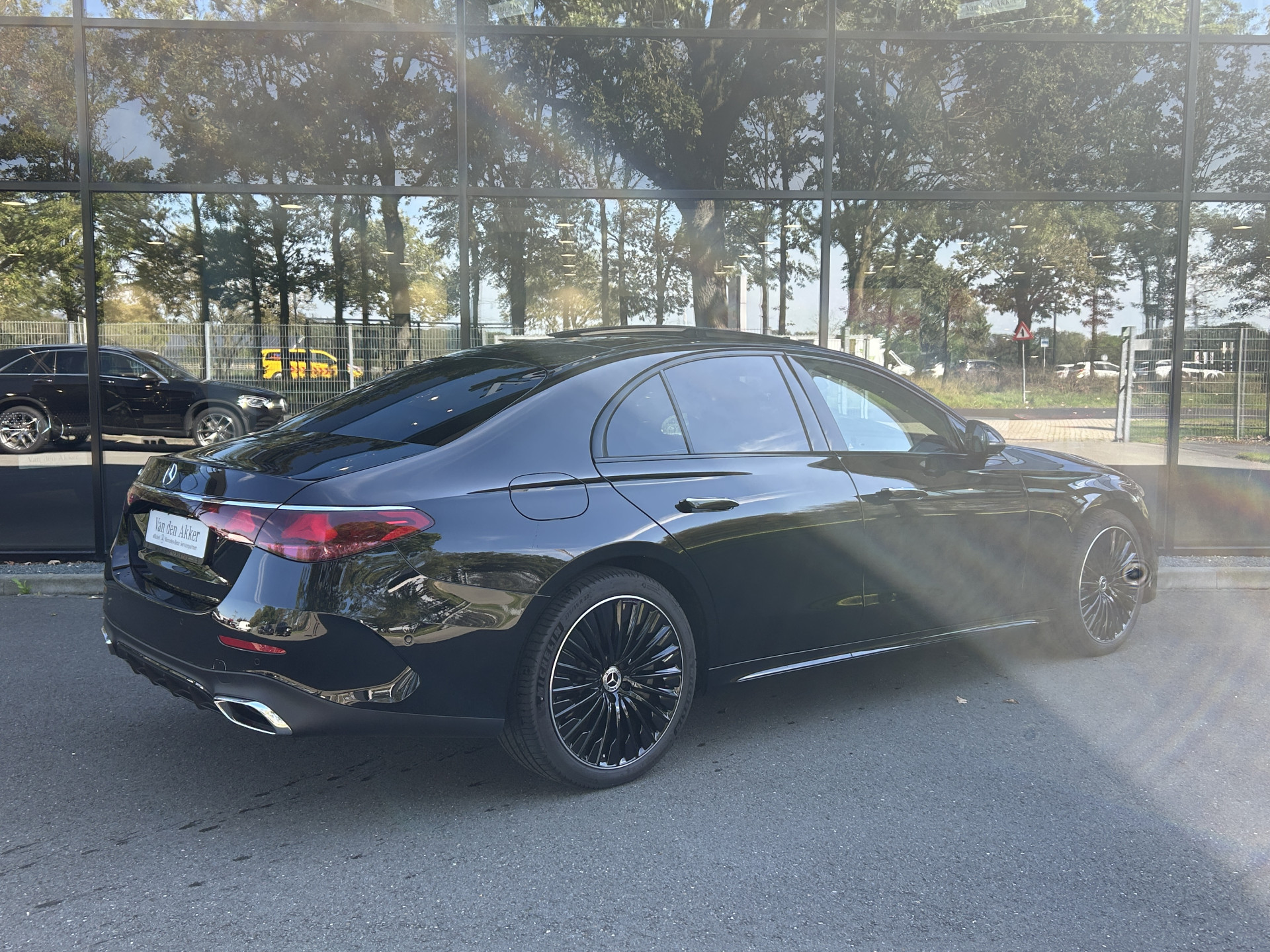 Foto van Mercedes-Benz E 300 E