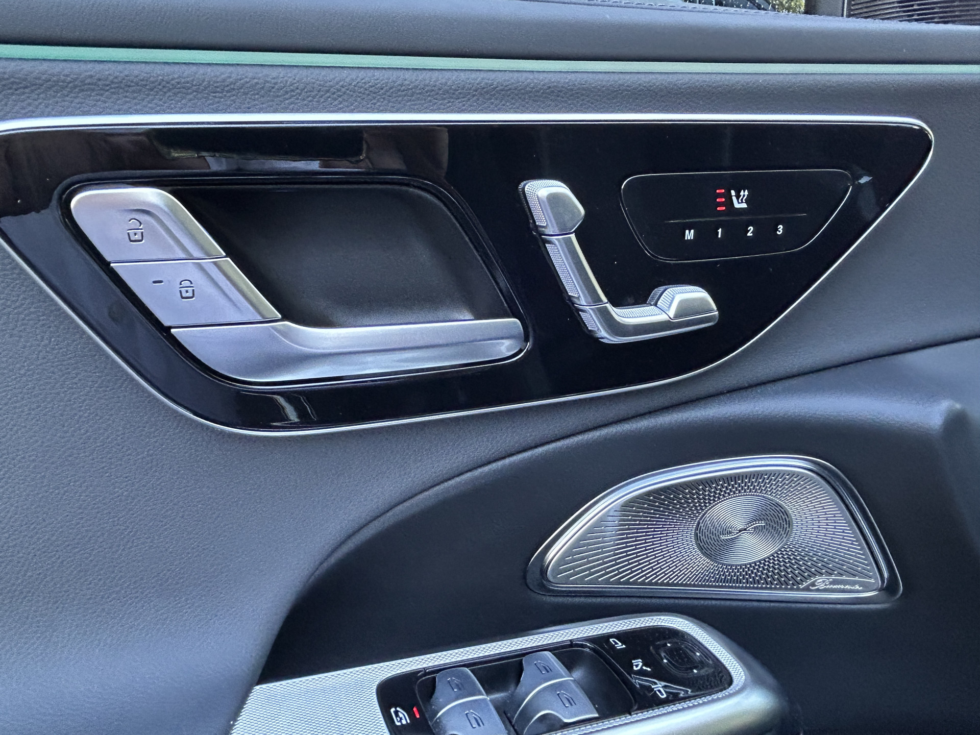 Foto van Mercedes-Benz E 300 E