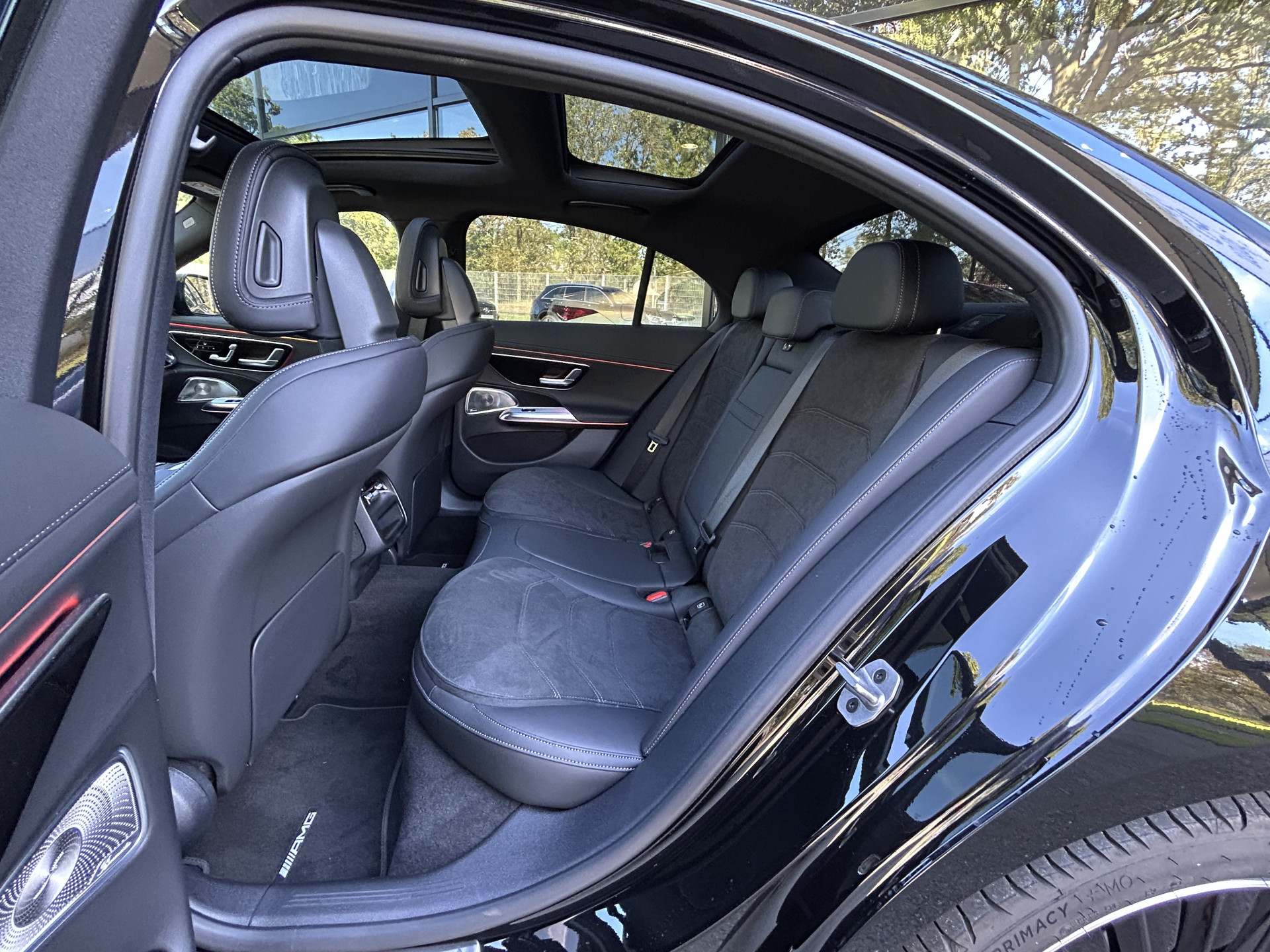 Foto van Mercedes-Benz E 300 E