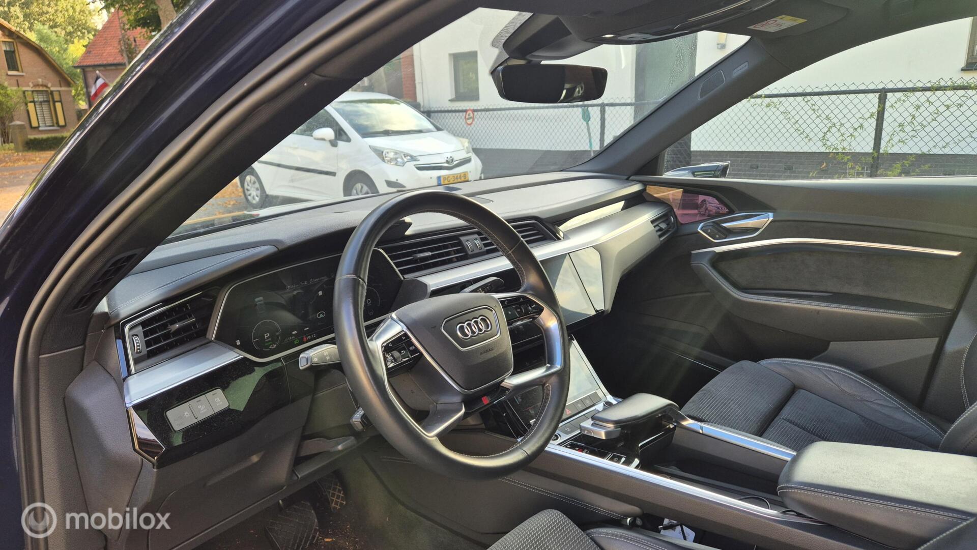 Foto van Audi E-tron Sportback 55