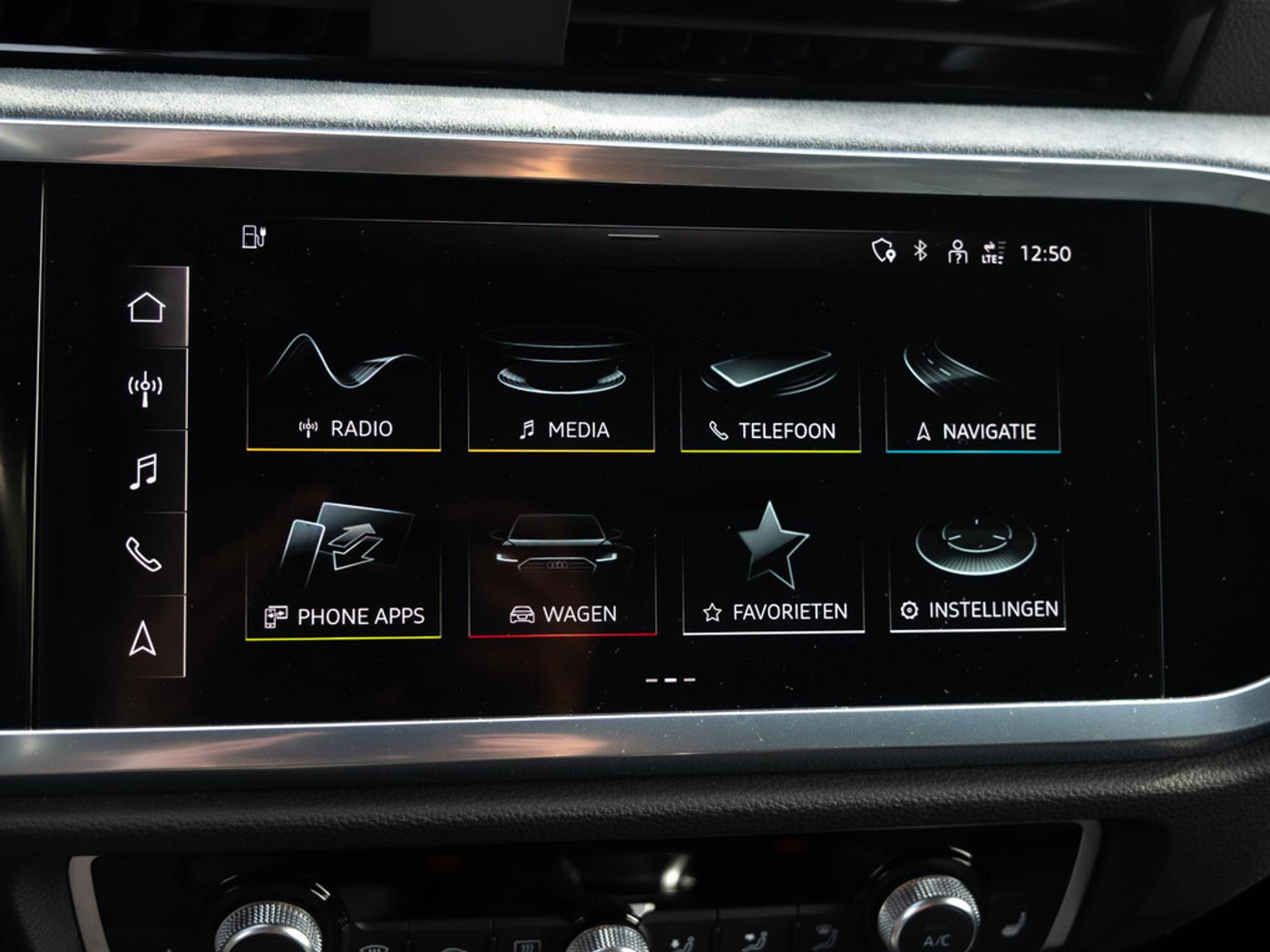 Foto van Audi Q3 E-tron