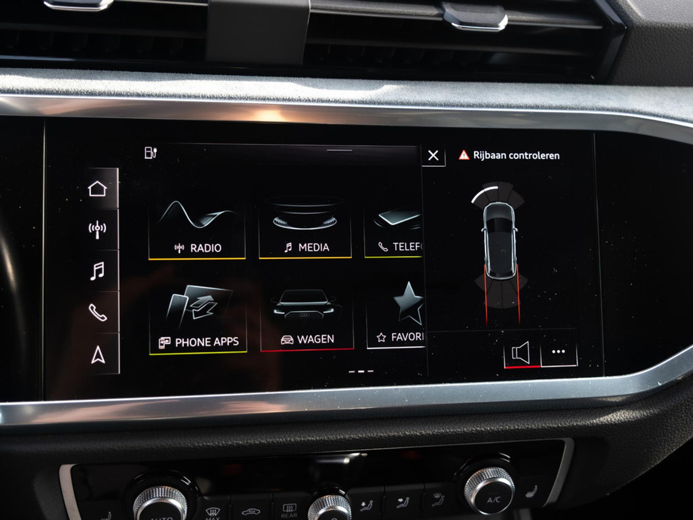 Foto van Audi Q3 E-tron