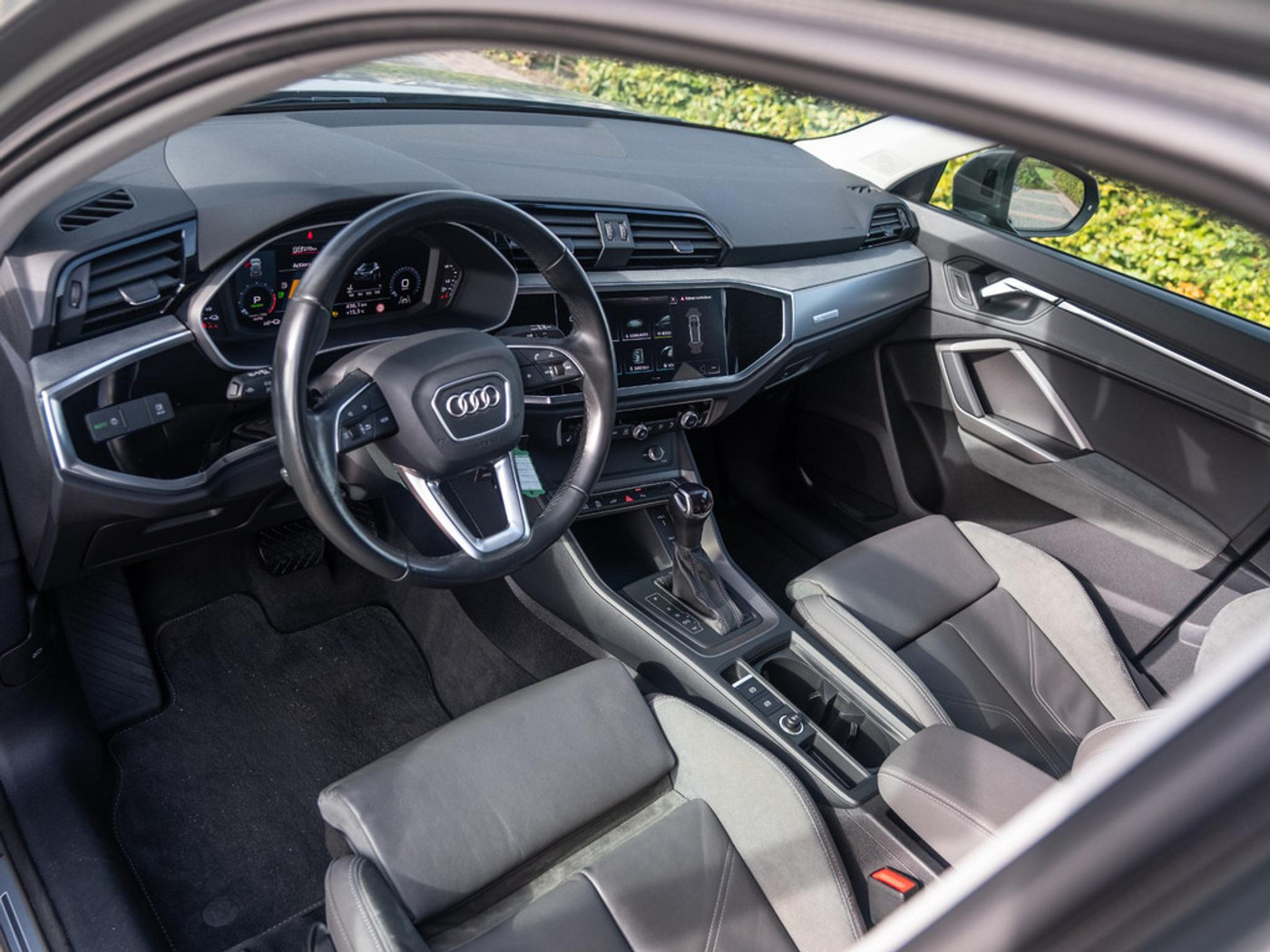 Foto van Audi Q3 E-tron