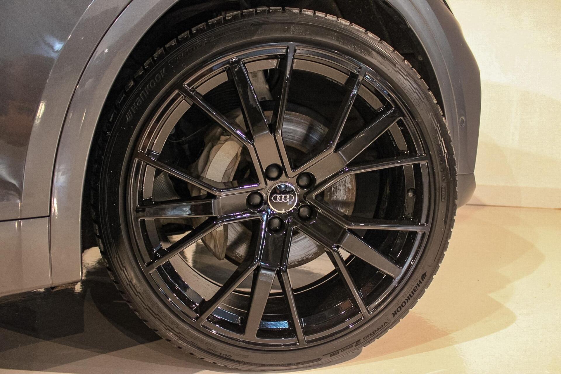 Foto van Audi Q5 55 TFSI E