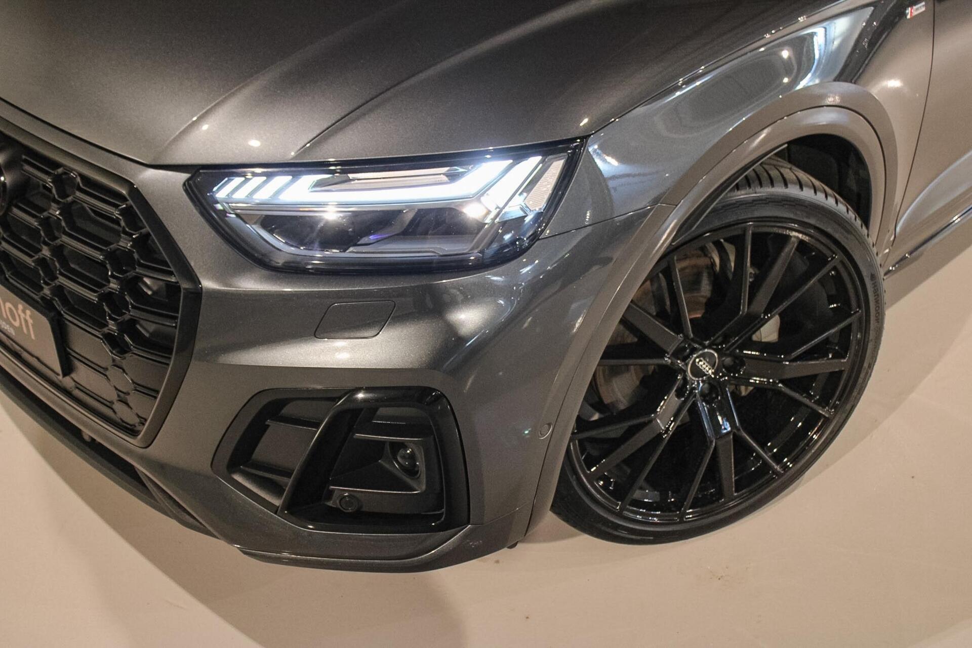 Foto van Audi Q5 55 TFSI E
