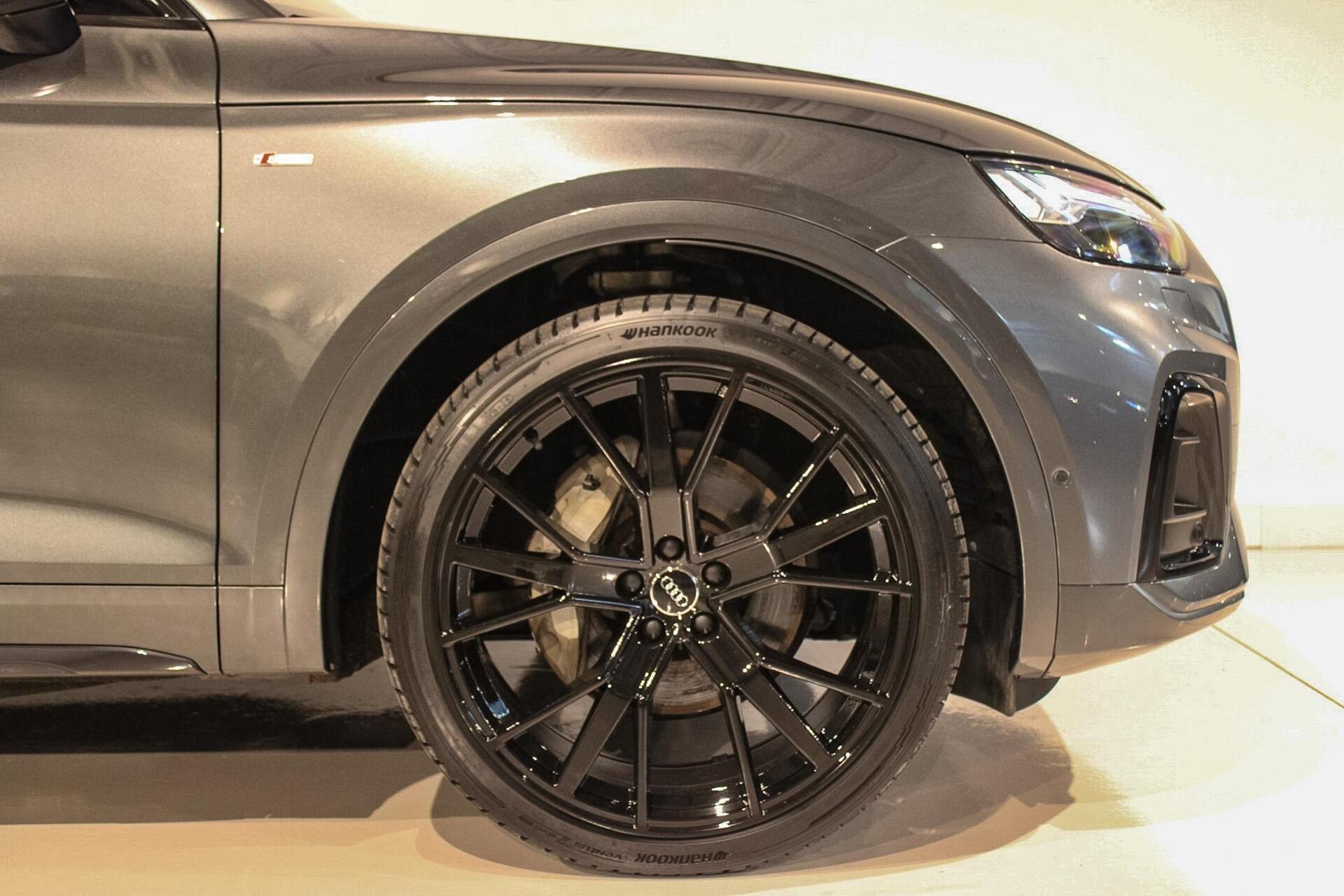 Foto van Audi Q5 55 TFSI E
