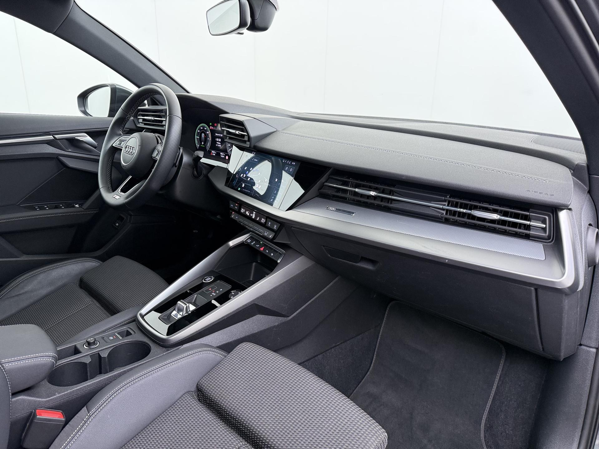 Foto van Audi A3 45 TFSIe